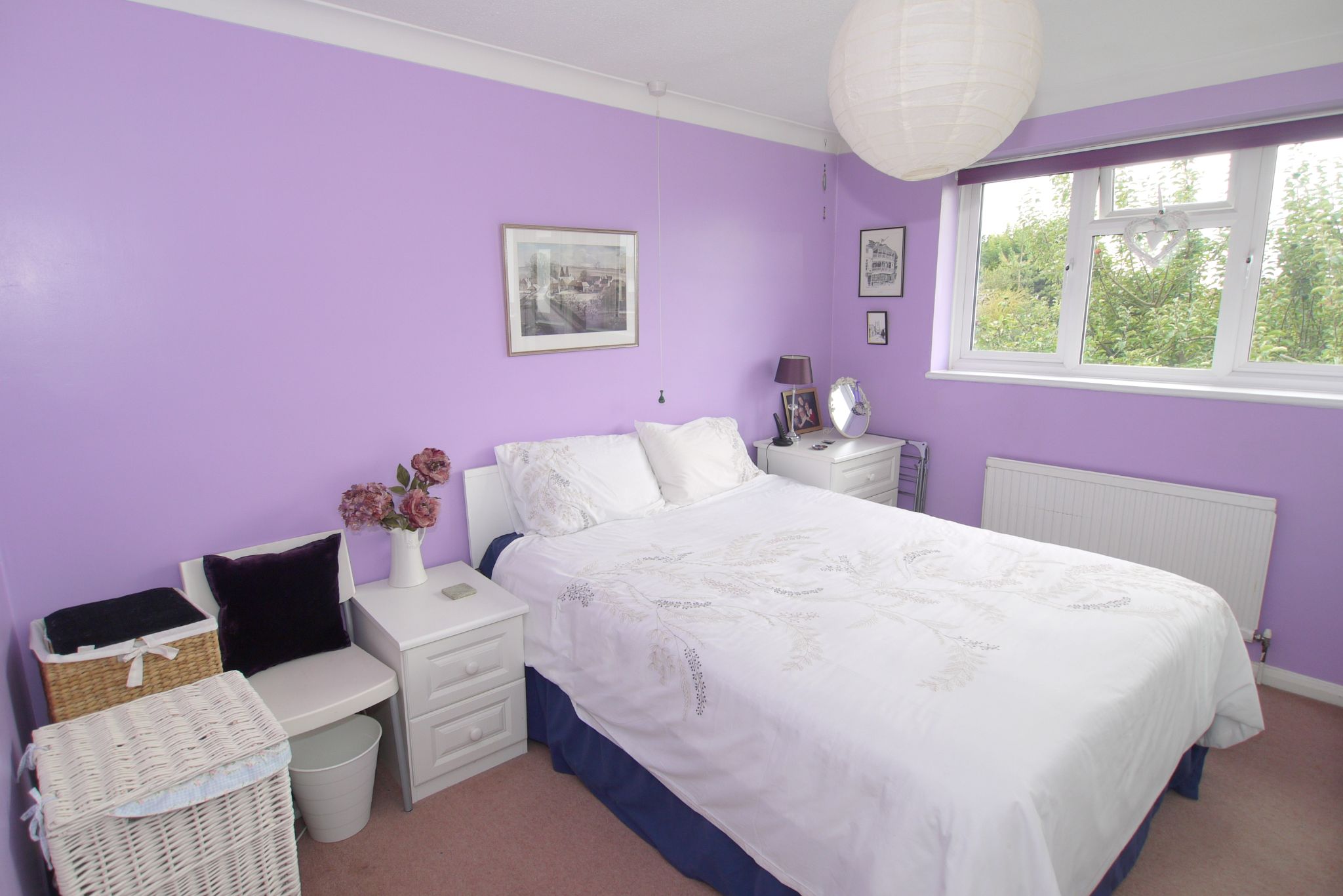4 bedroom detached house Sold in Tonbridge - Photograph 8