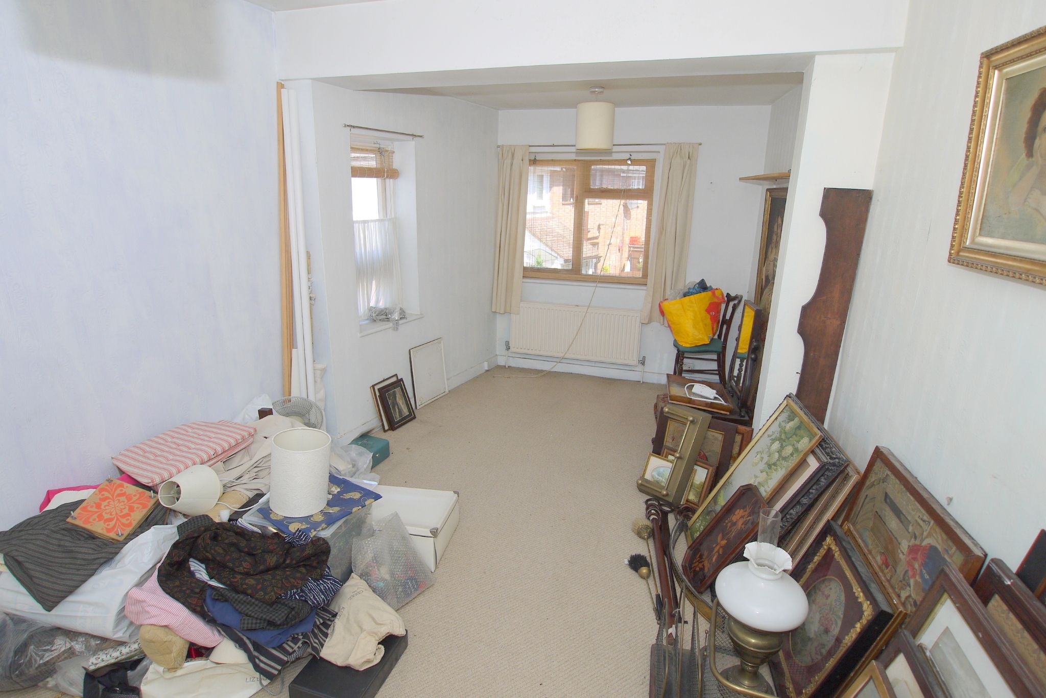 2 bedroom end terraced house Sold in Sevenoaks - Photograph 7