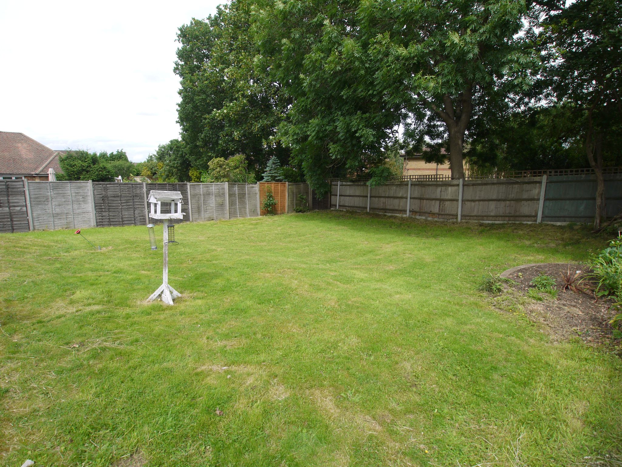 2 bedroom detached bungalow Sold in Sevenoaks - Photograph 9