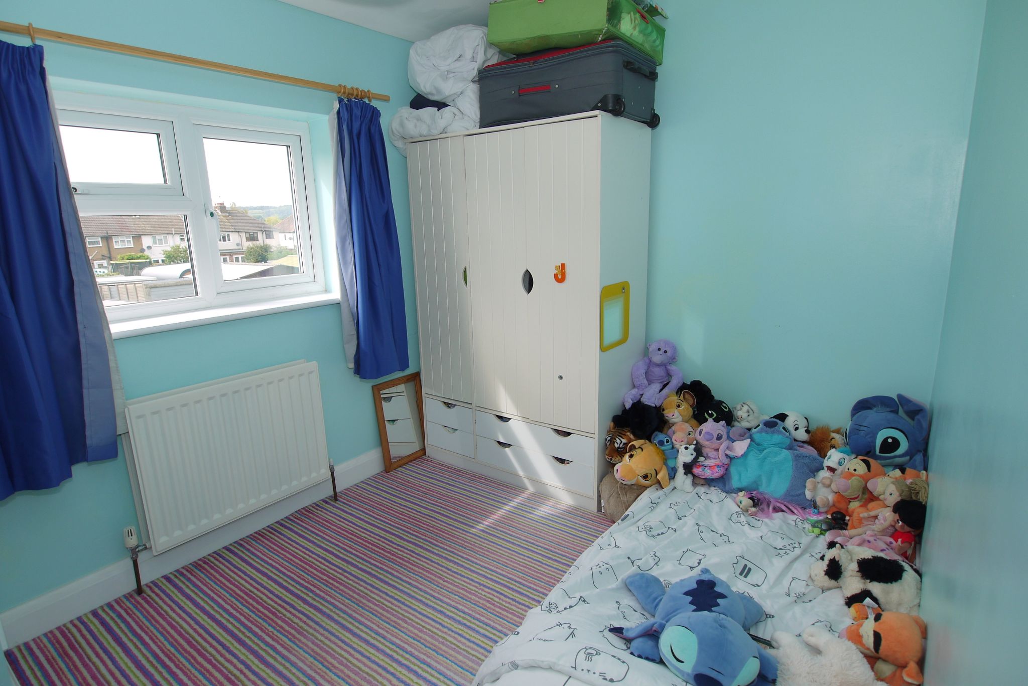 3 bedroom mid terraced house Sold in Sevenoaks - Photograph 9