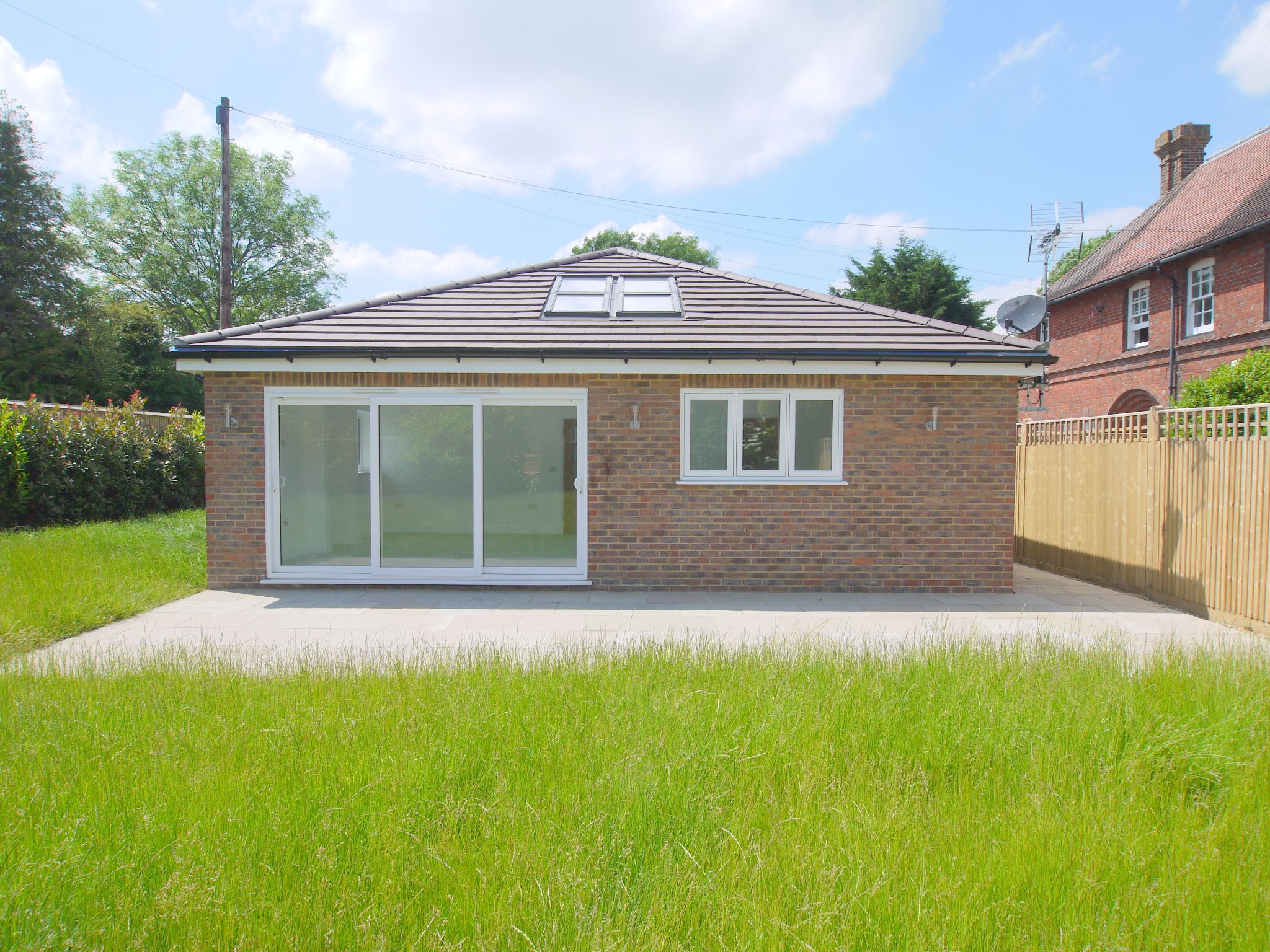 3 bedroom detached bungalow Sold in Sevenoaks - Photograph 2