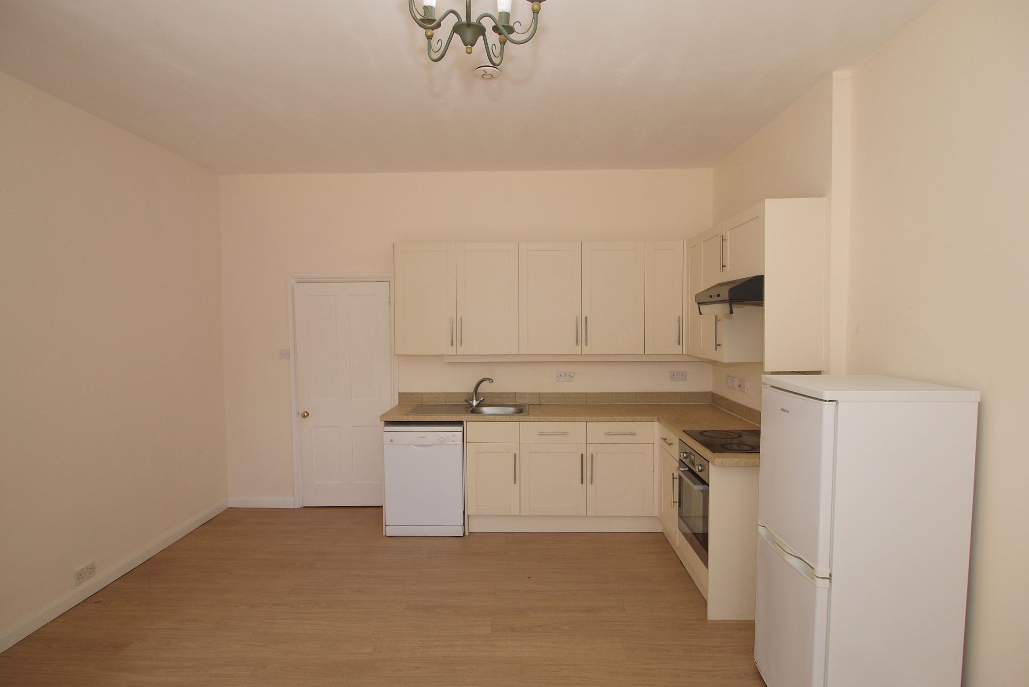 2 bedroom ground floor Sold in Sevenoaks - Photograph 5