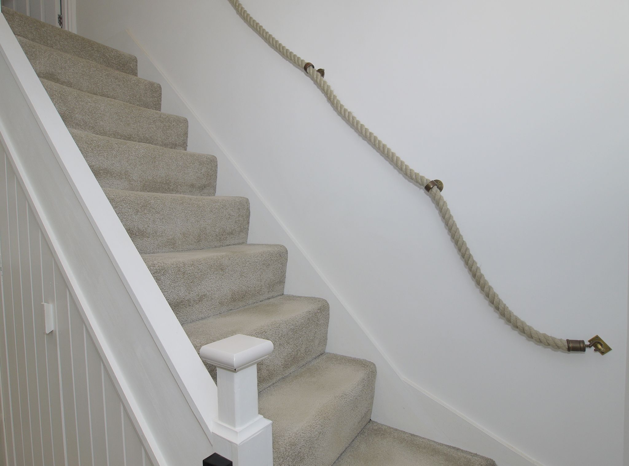 2 bedroom mid terraced house Sold in Sevenoaks - Photograph 9