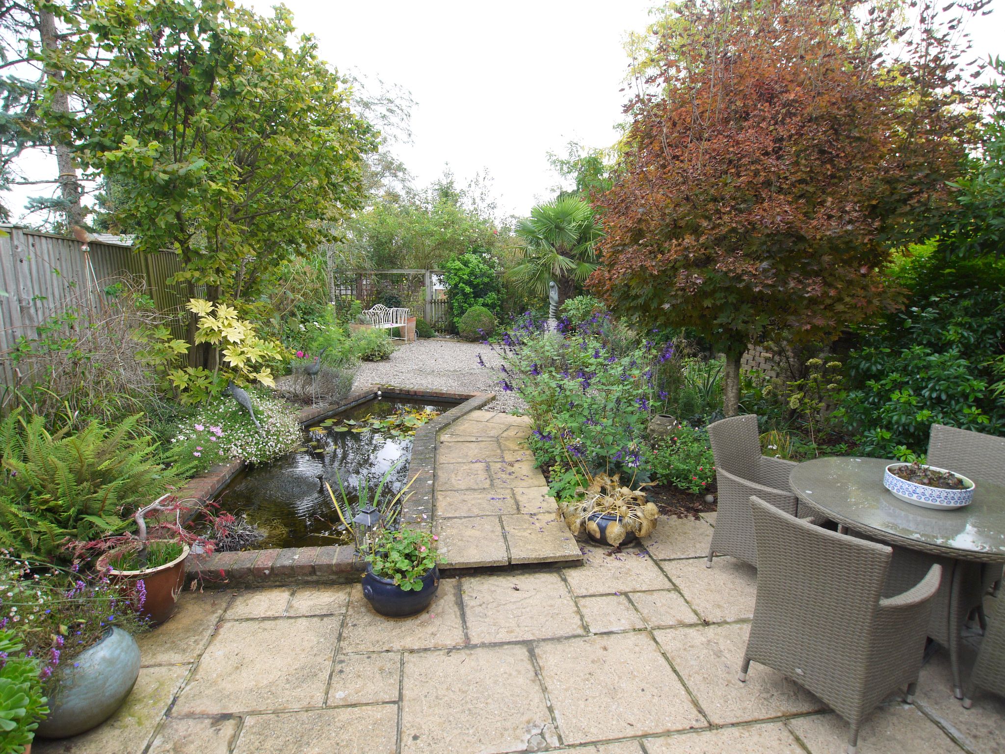 3 bedroom semi-detached house Sold in Sevenoaks - Photograph 13