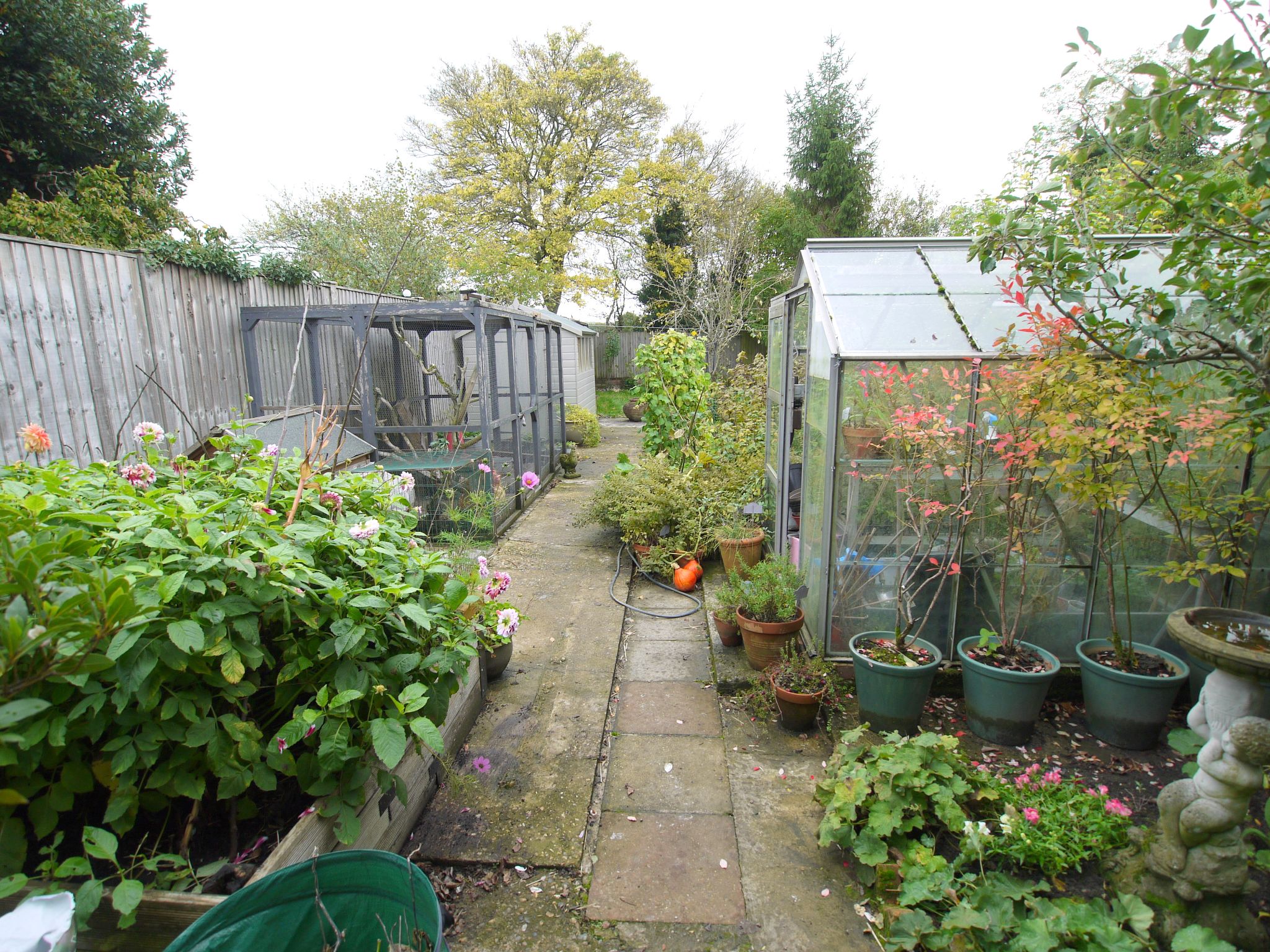 3 bedroom semi-detached house Sold in Sevenoaks - Photograph 14