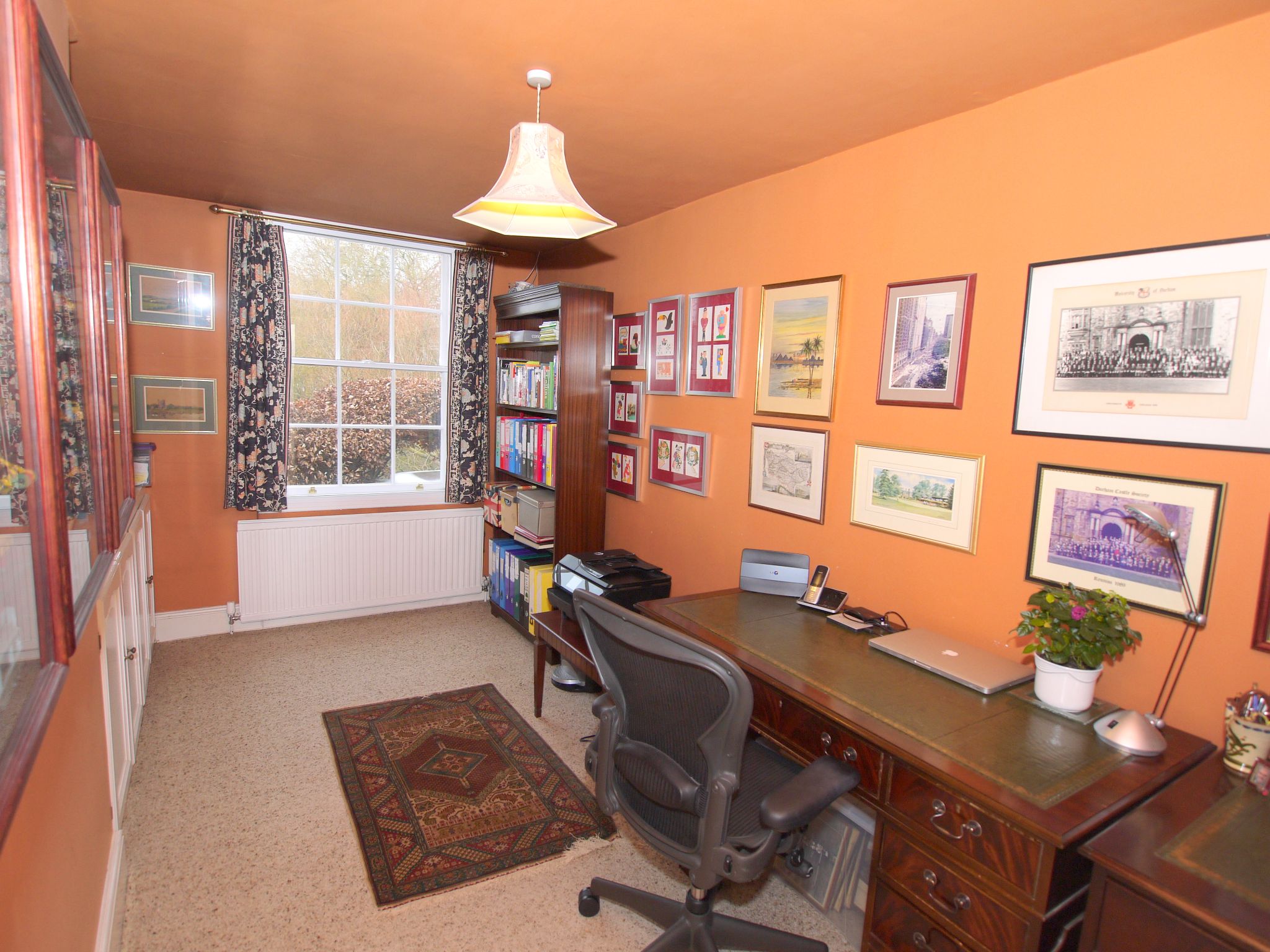 5 bedroom semi-detached house Sold in Sundridge - Photograph 7