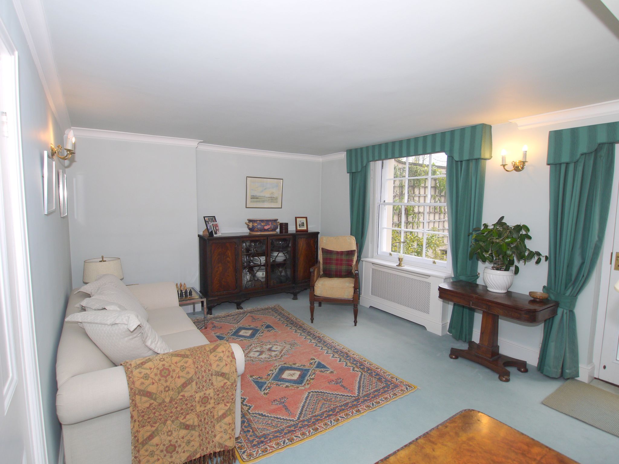 5 bedroom semi-detached house Sold in Sundridge - Photograph 5