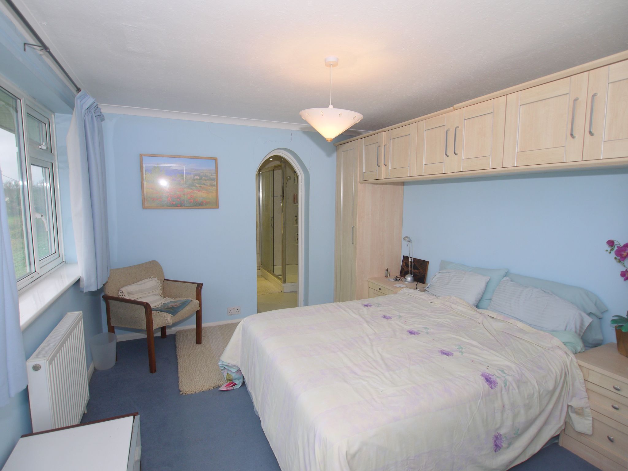 4 bedroom detached house Sold in Sevenoaks - Photograph 6