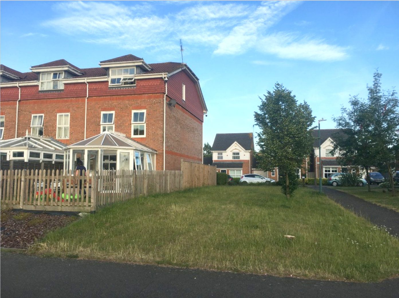 4 bedroom end terraced house Sold in Sevenoaks - Photograph 1