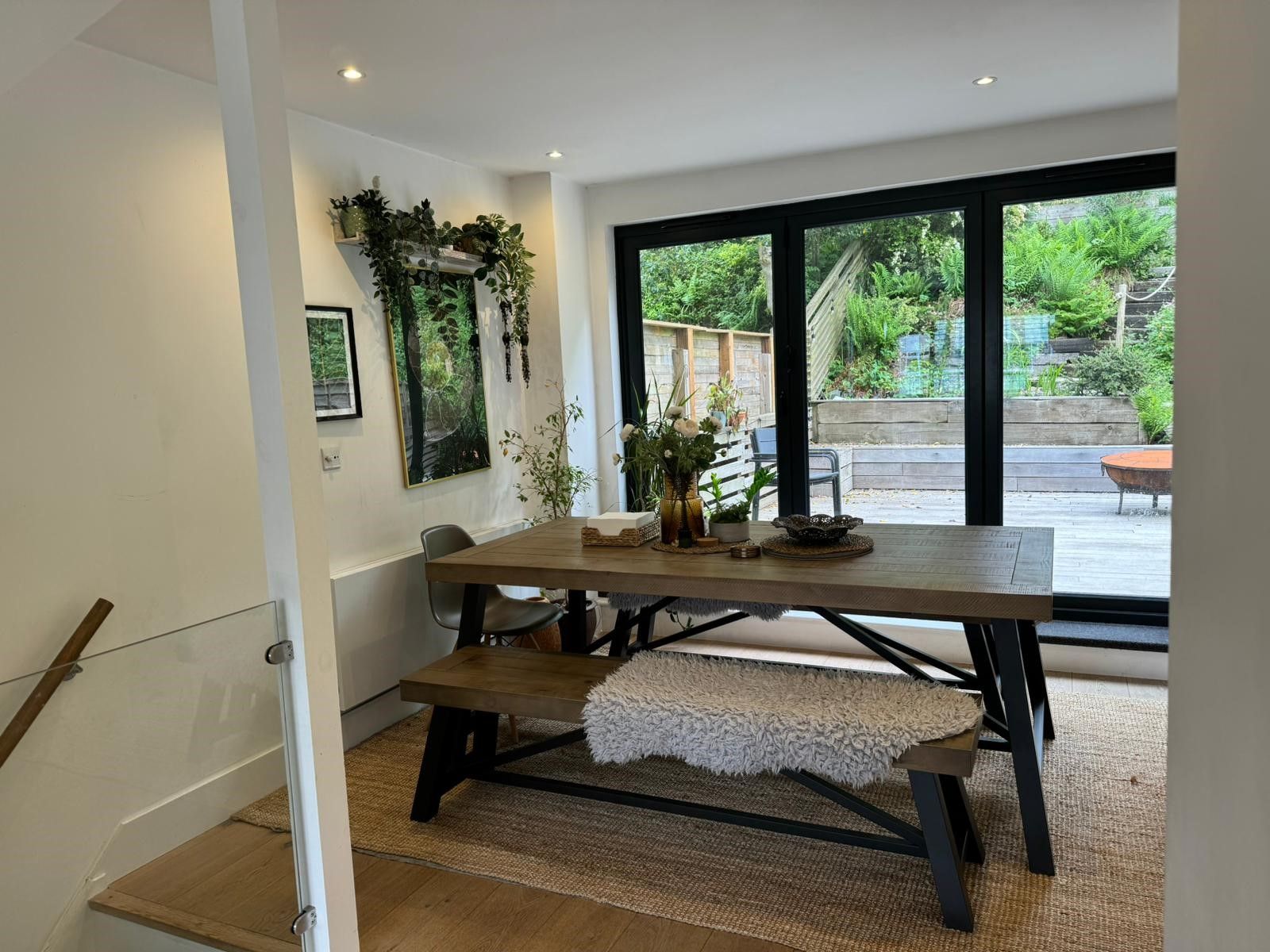 4 bedroom mid terraced house Sold in Sevenoaks - Photograph 14