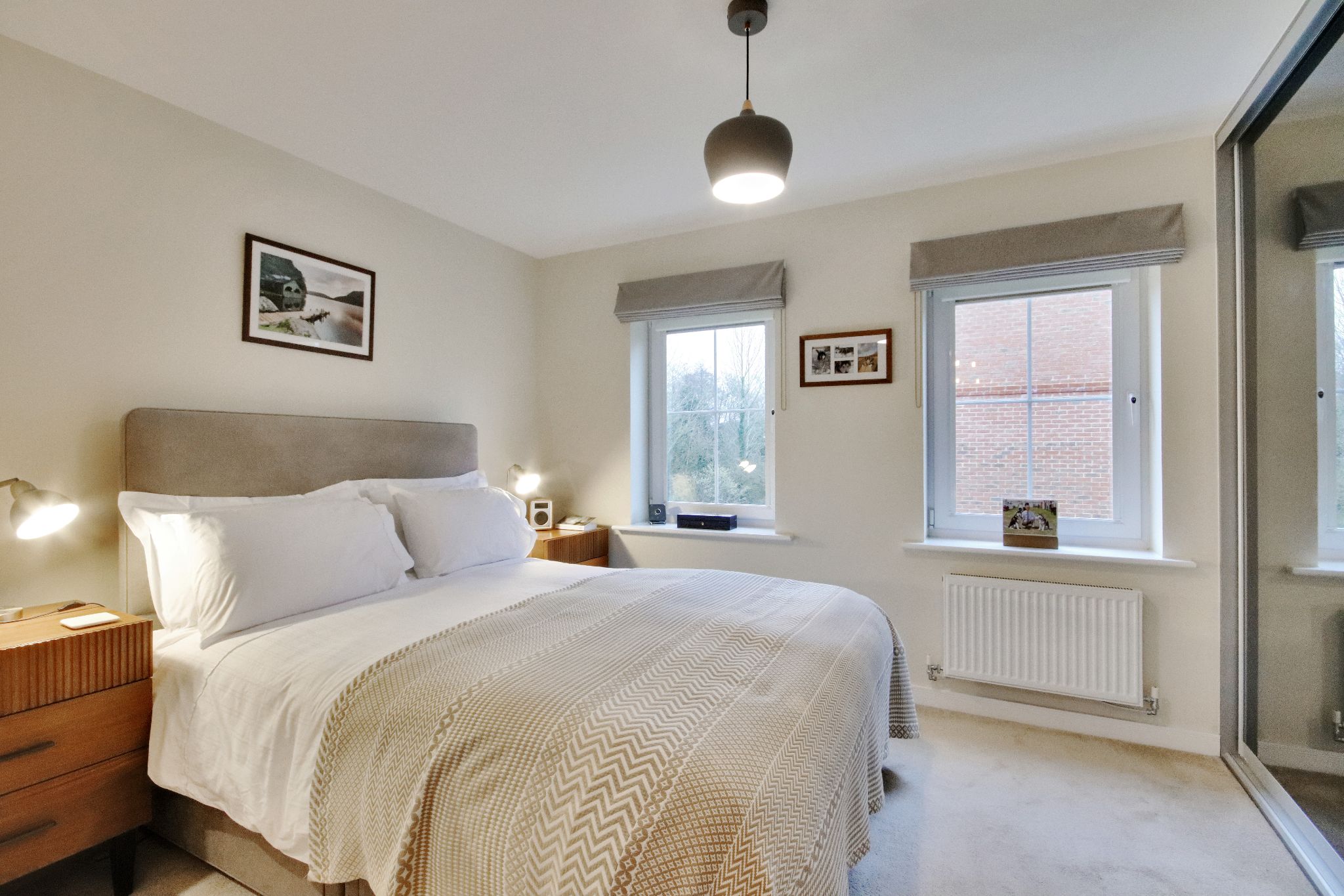 3 bedroom mid terraced house Sold in Sevenoaks - Photograph 7