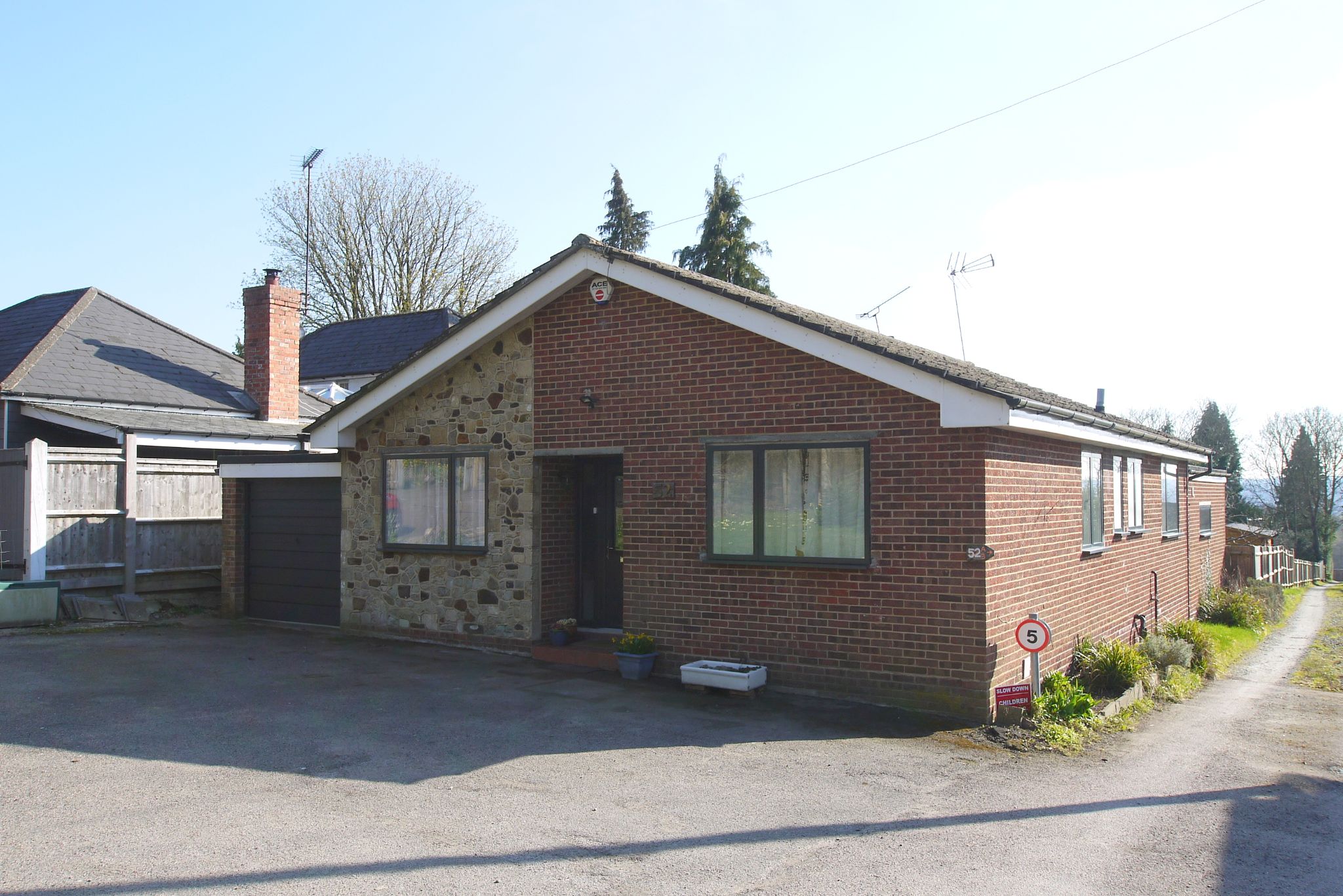 4 bedroom detached bungalow Sold in Sevenoaks - Photograph 1