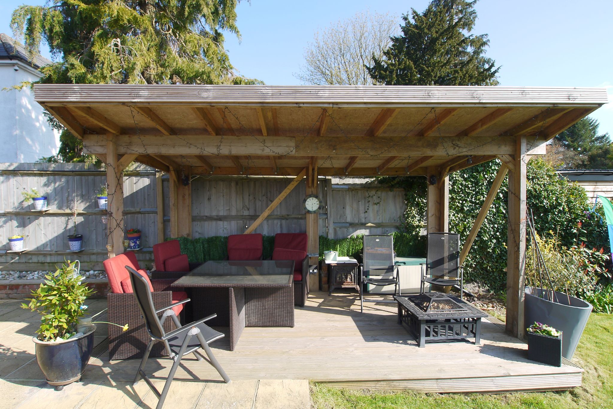 4 bedroom detached bungalow Sold in Sevenoaks - Photograph 11