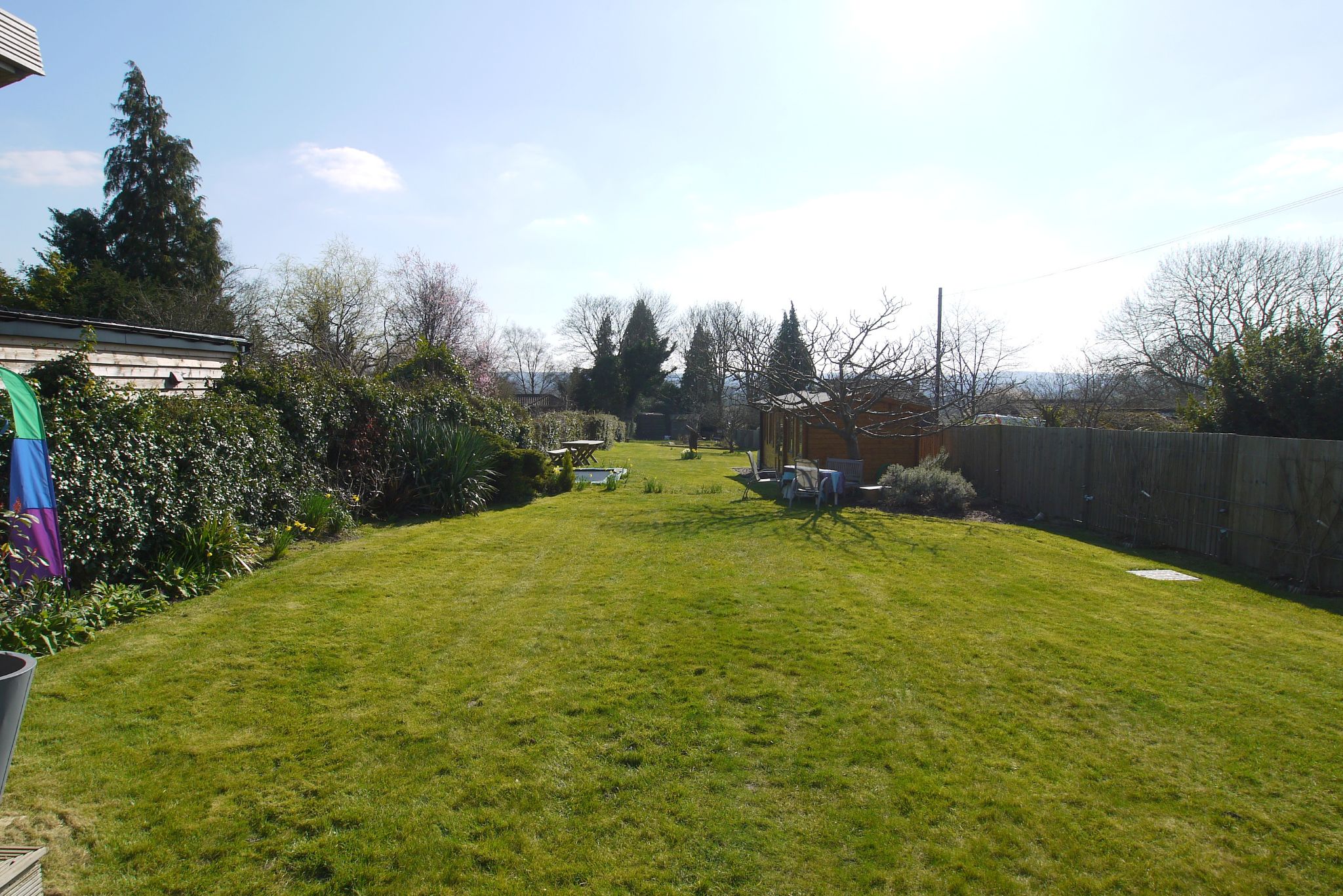 4 bedroom detached bungalow Sold in Sevenoaks - Photograph 15