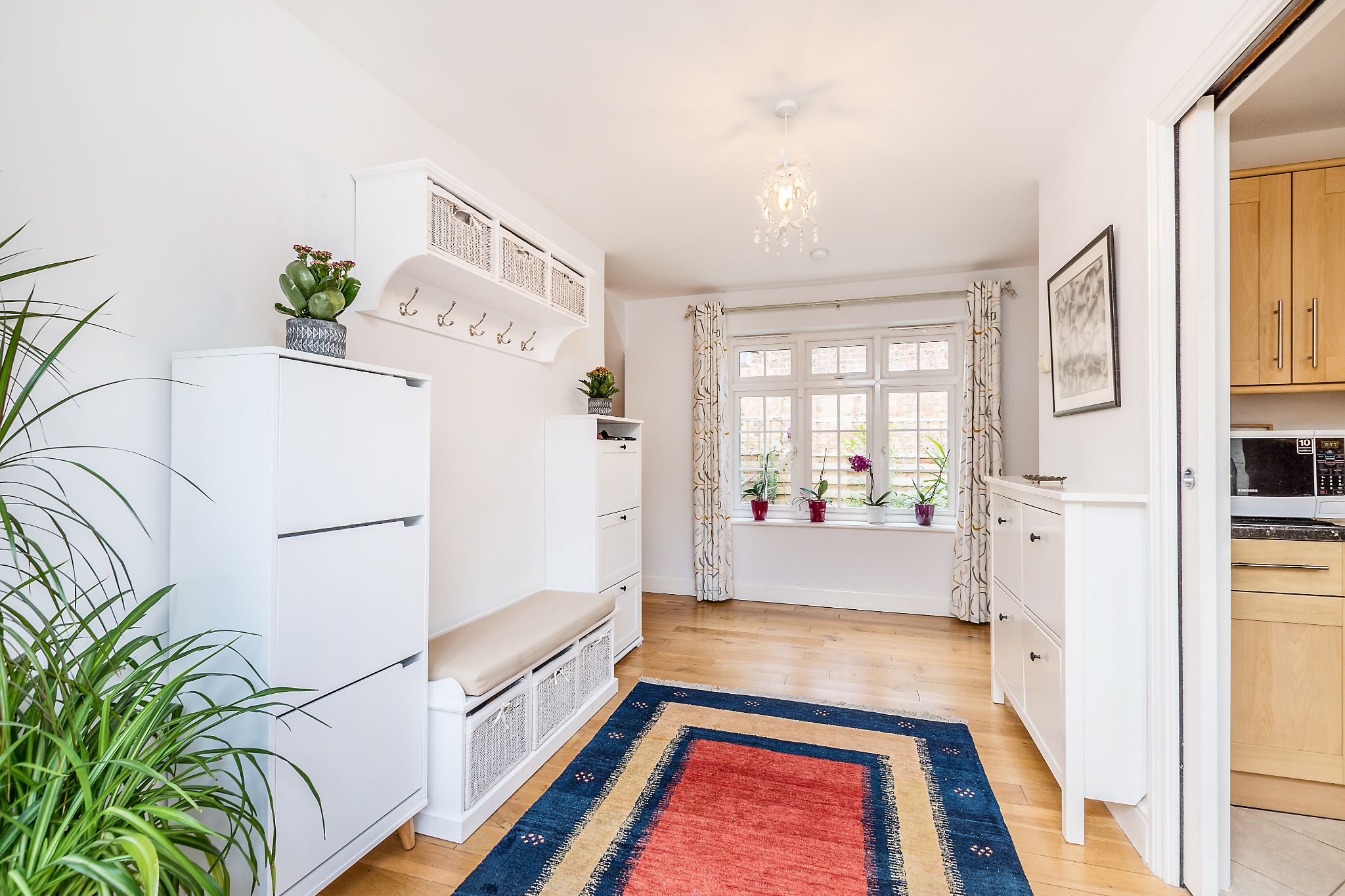 3 bedroom detached bungalow Sold in Sevenoaks - Photograph 6