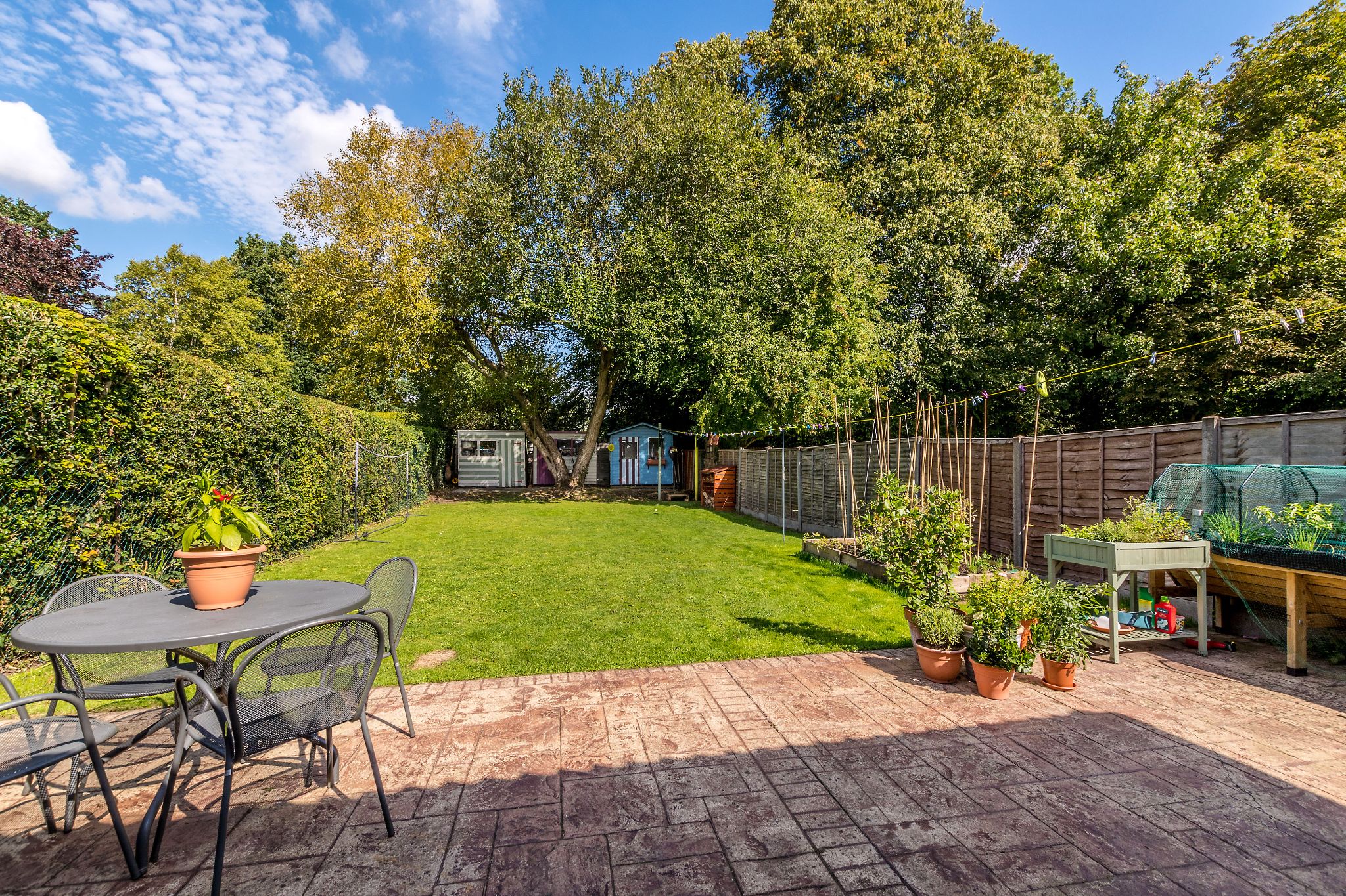 3 bedroom detached bungalow Sold in Sevenoaks - Photograph 13