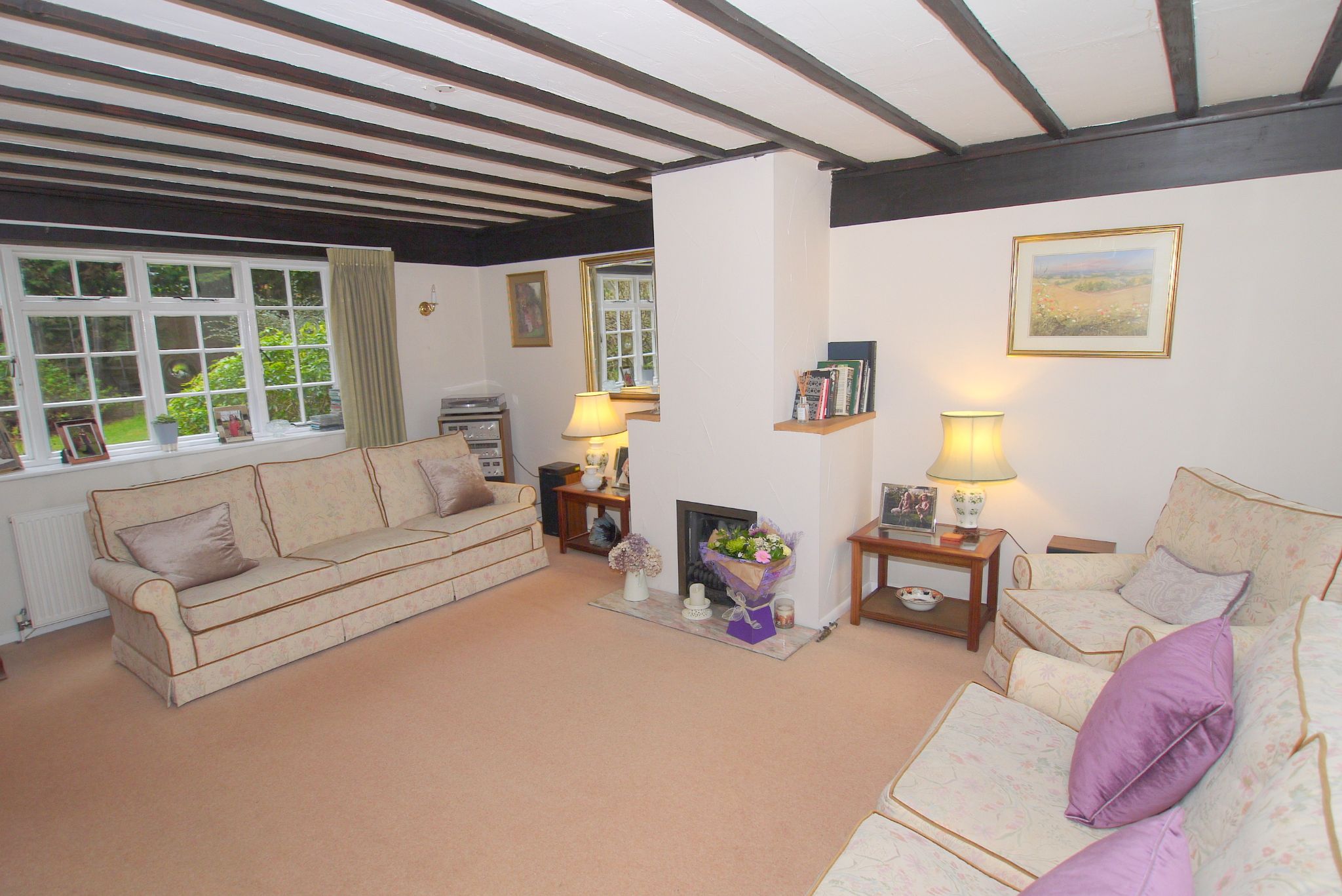 4 bedroom detached house Sold in Sevenoaks - Photograph 2