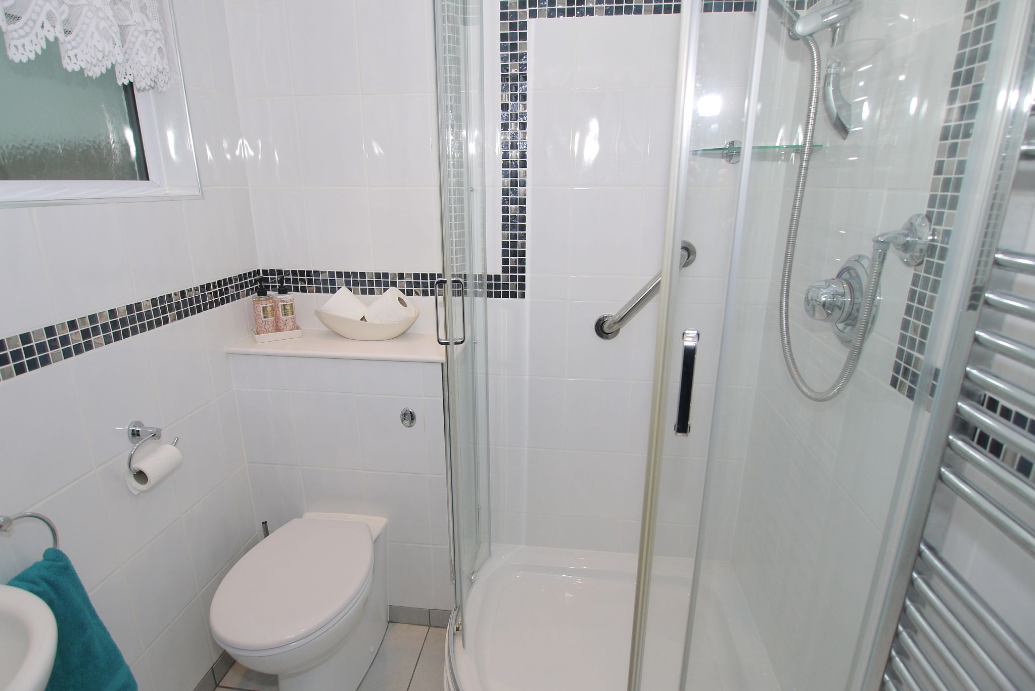 3 bedroom semi-detached house Sold in Tonbridge - Photograph 8