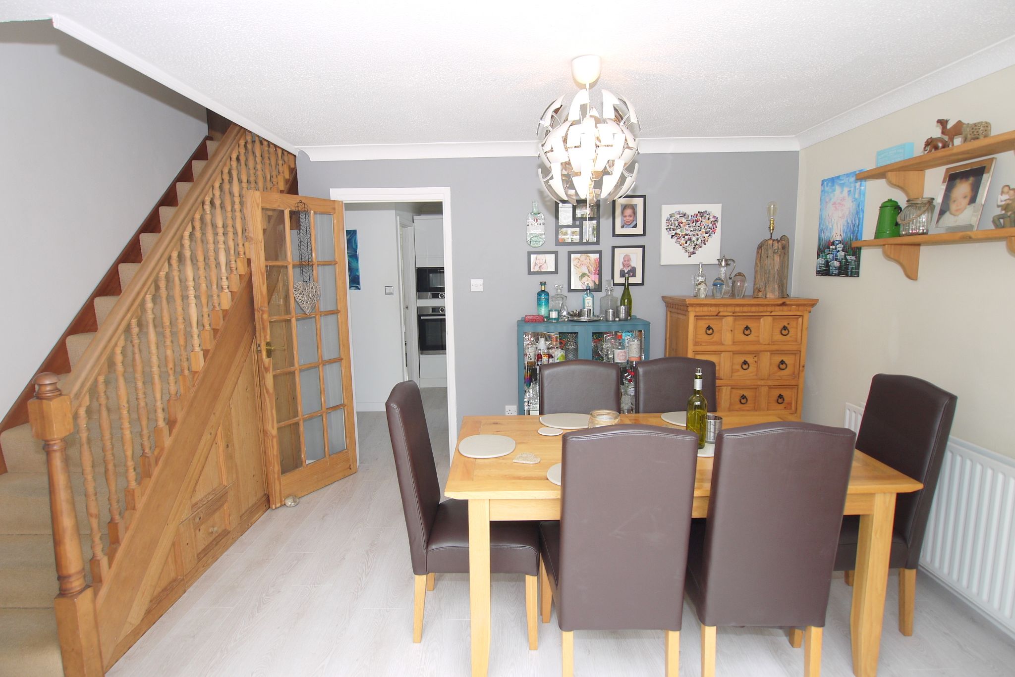 4 bedroom detached house Sold in Sevenoaks - Photograph 5