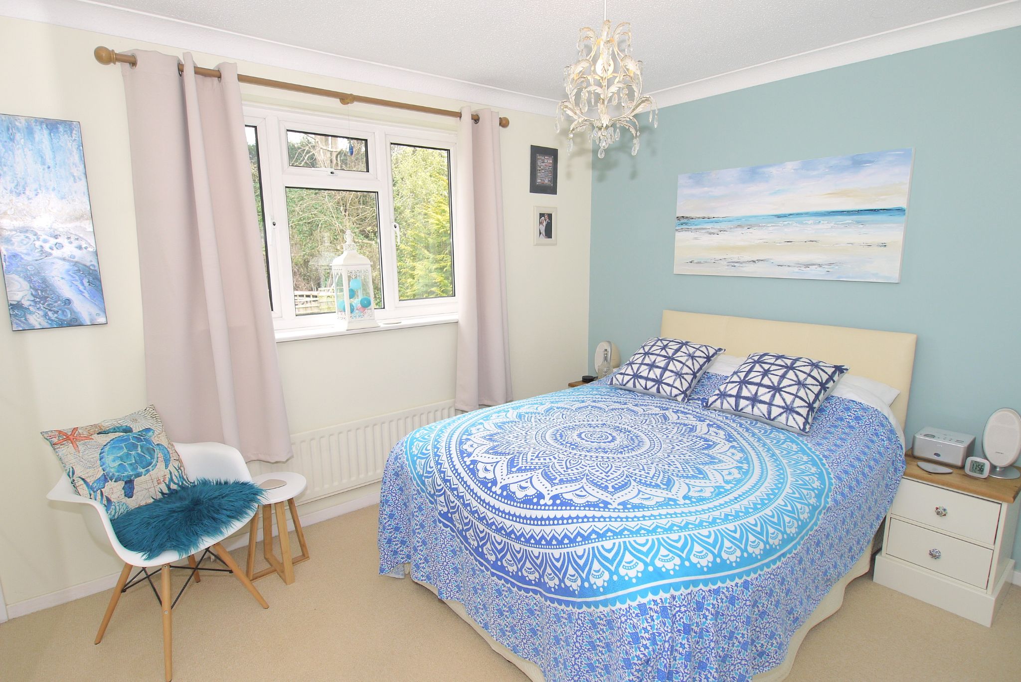 4 bedroom detached house Sold in Sevenoaks - Photograph 8