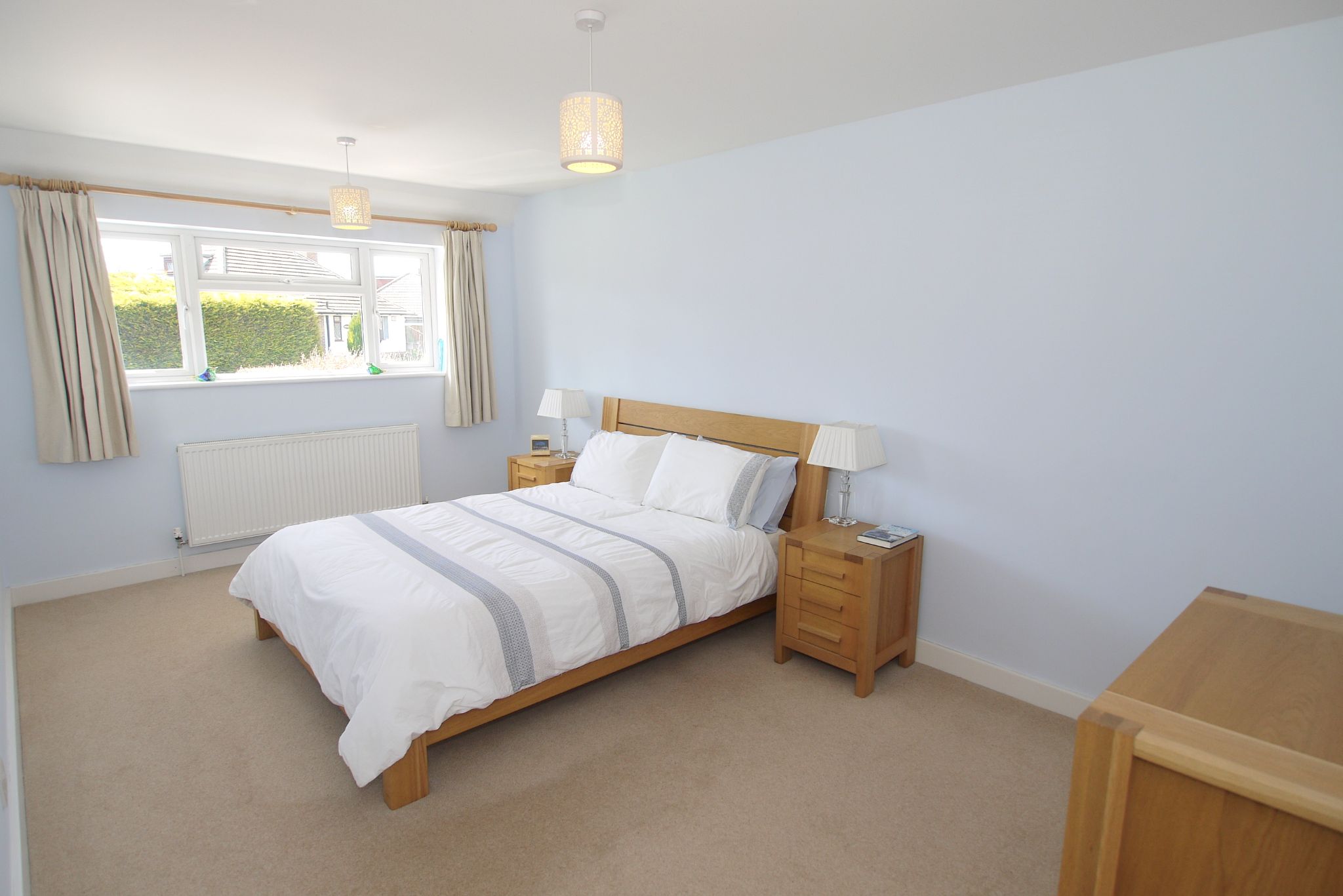 4 bedroom detached house Sold in Sevenoaks - Photograph 5