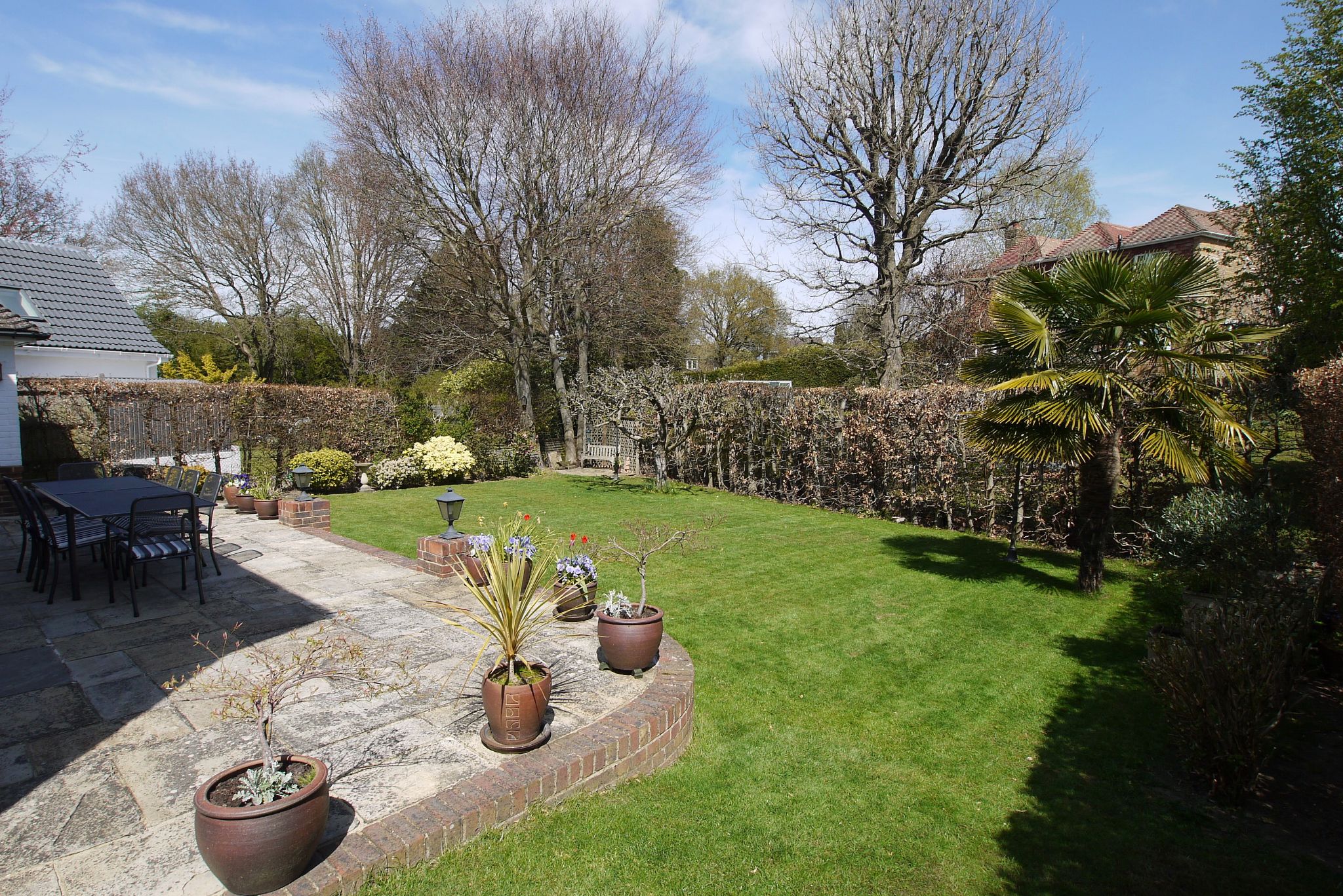 4 bedroom detached house Sold in Sevenoaks - Photograph 12