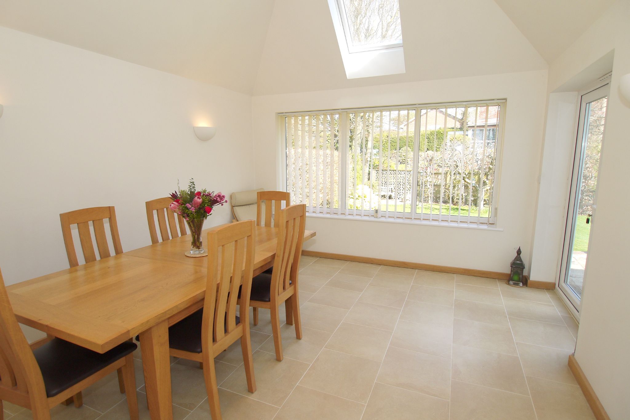 4 bedroom detached house Sold in Sevenoaks - Photograph 4