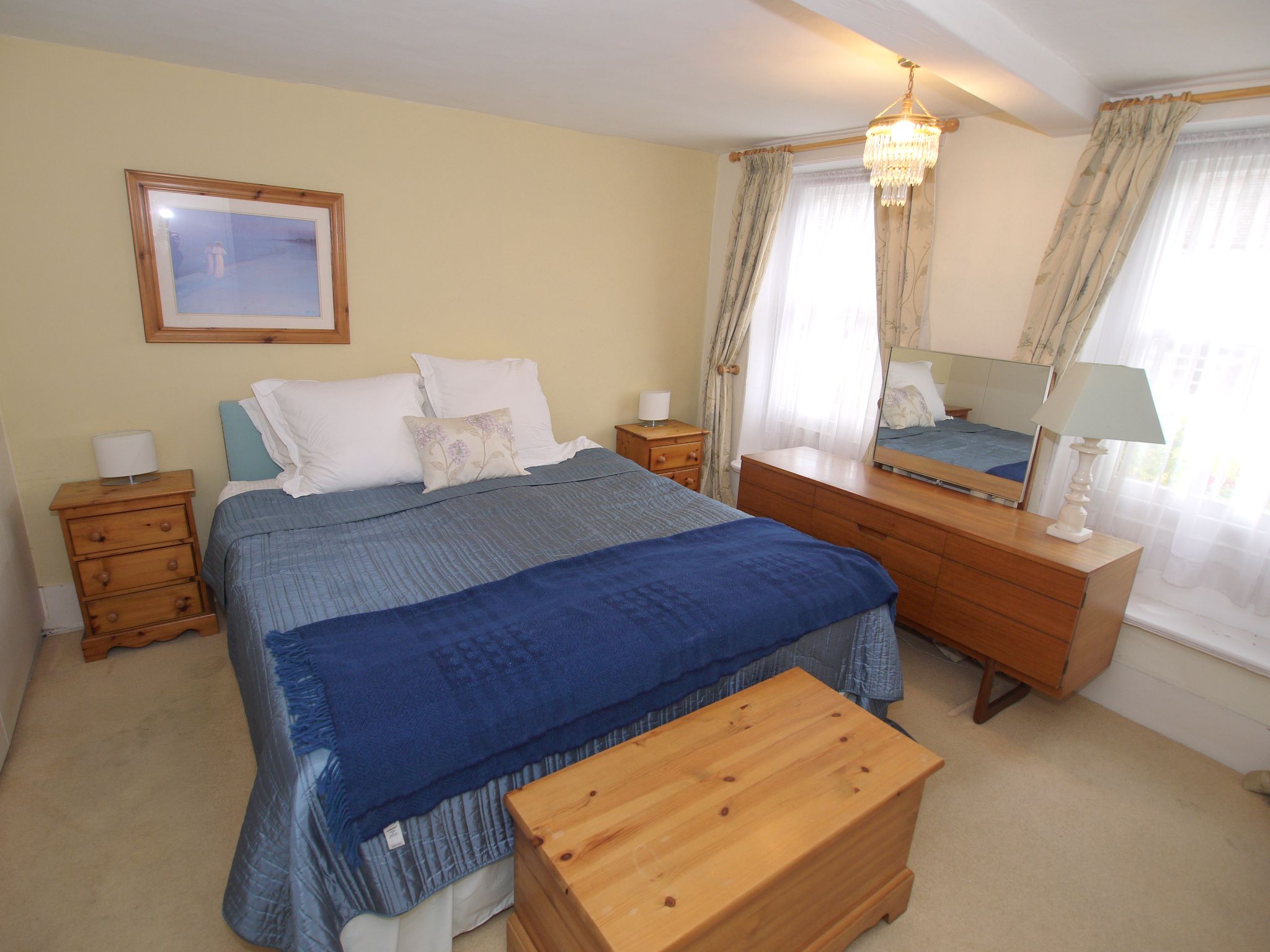 3 bedroom detached house Sold in Sevenoaks - Photograph 11