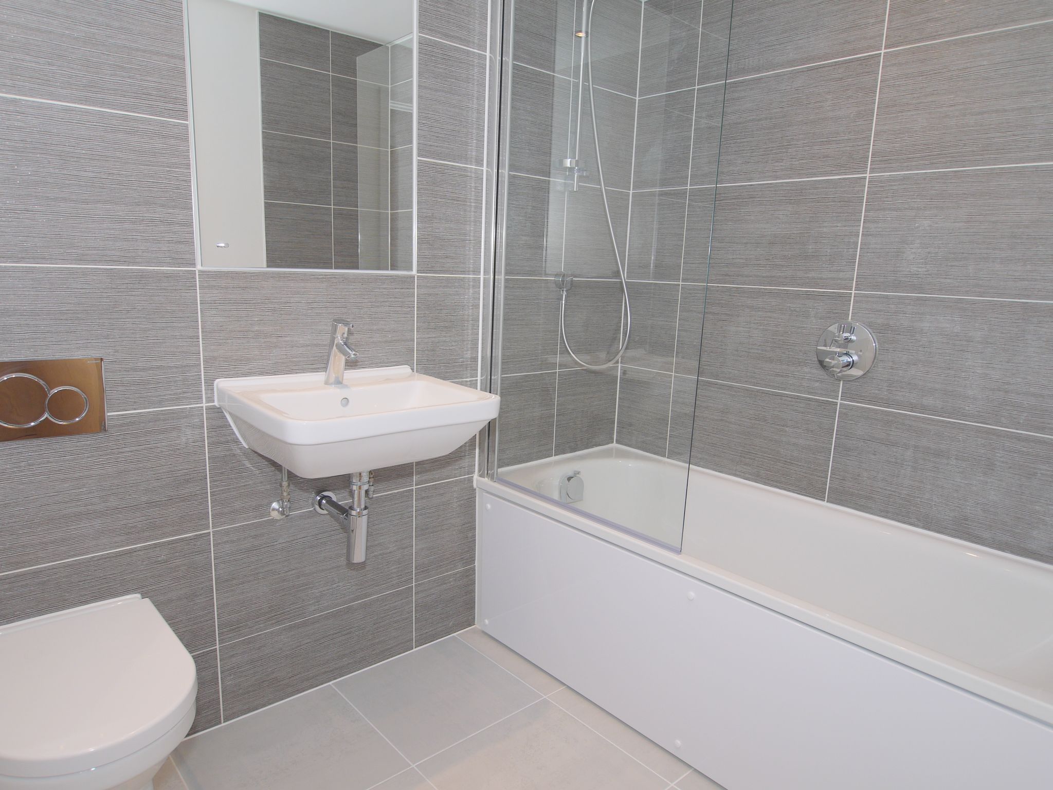 1 bedroom apartment Sold in Sevenoaks - Photograph 7