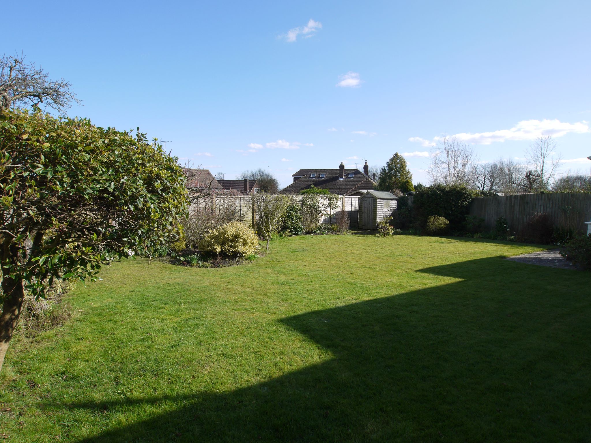 4 bedroom detached house Sold in Sevenoaks - Photograph 7