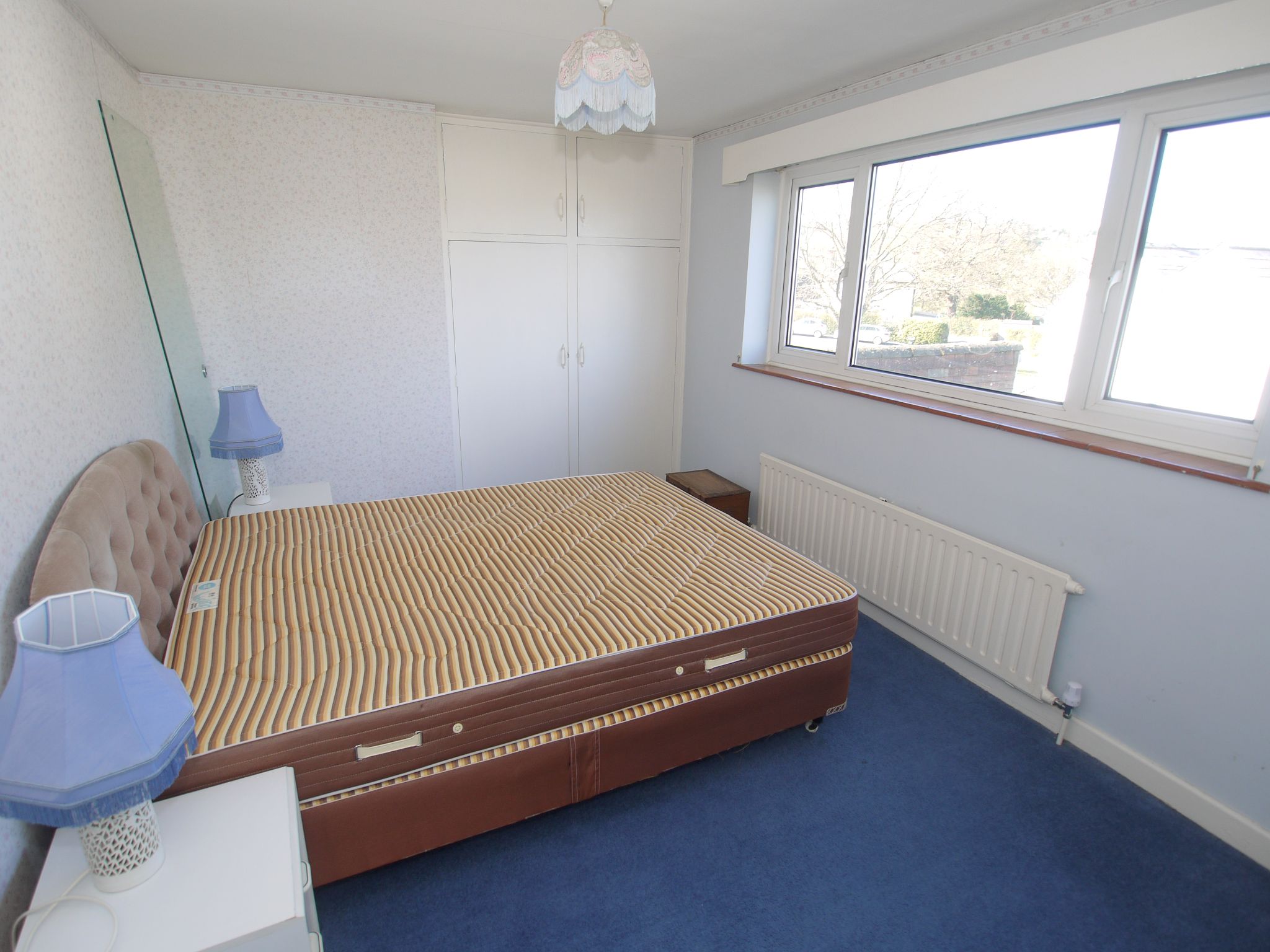 4 bedroom detached house Sold in Sevenoaks - Photograph 13
