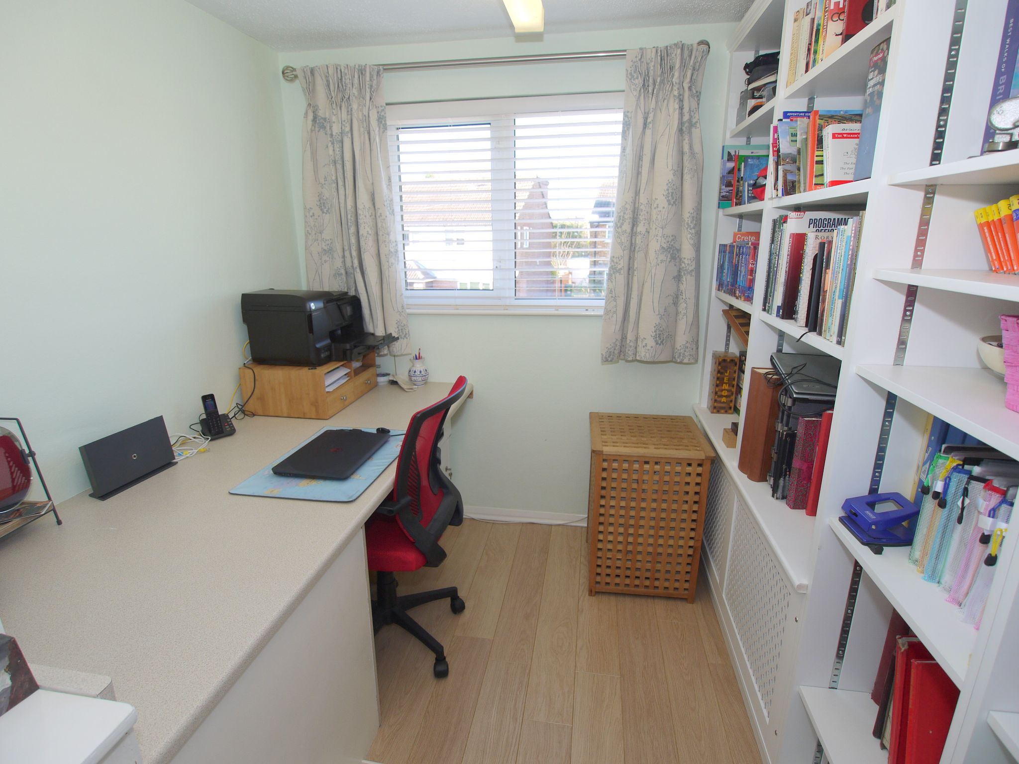 3 bedroom semi-detached house Sold in Sevenoaks - Photograph 5