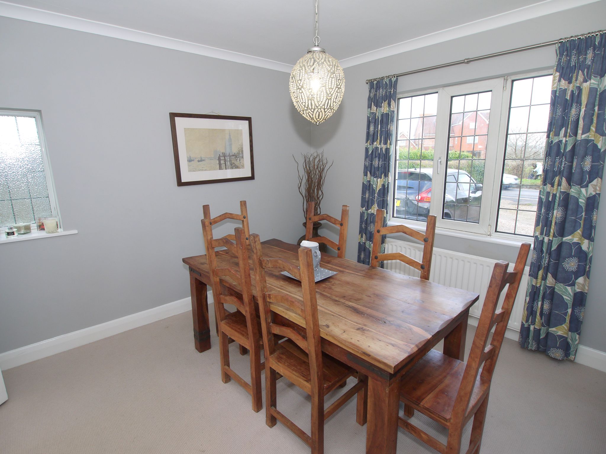 4 bedroom detached house Sold in Sevenoaks - Photograph 11