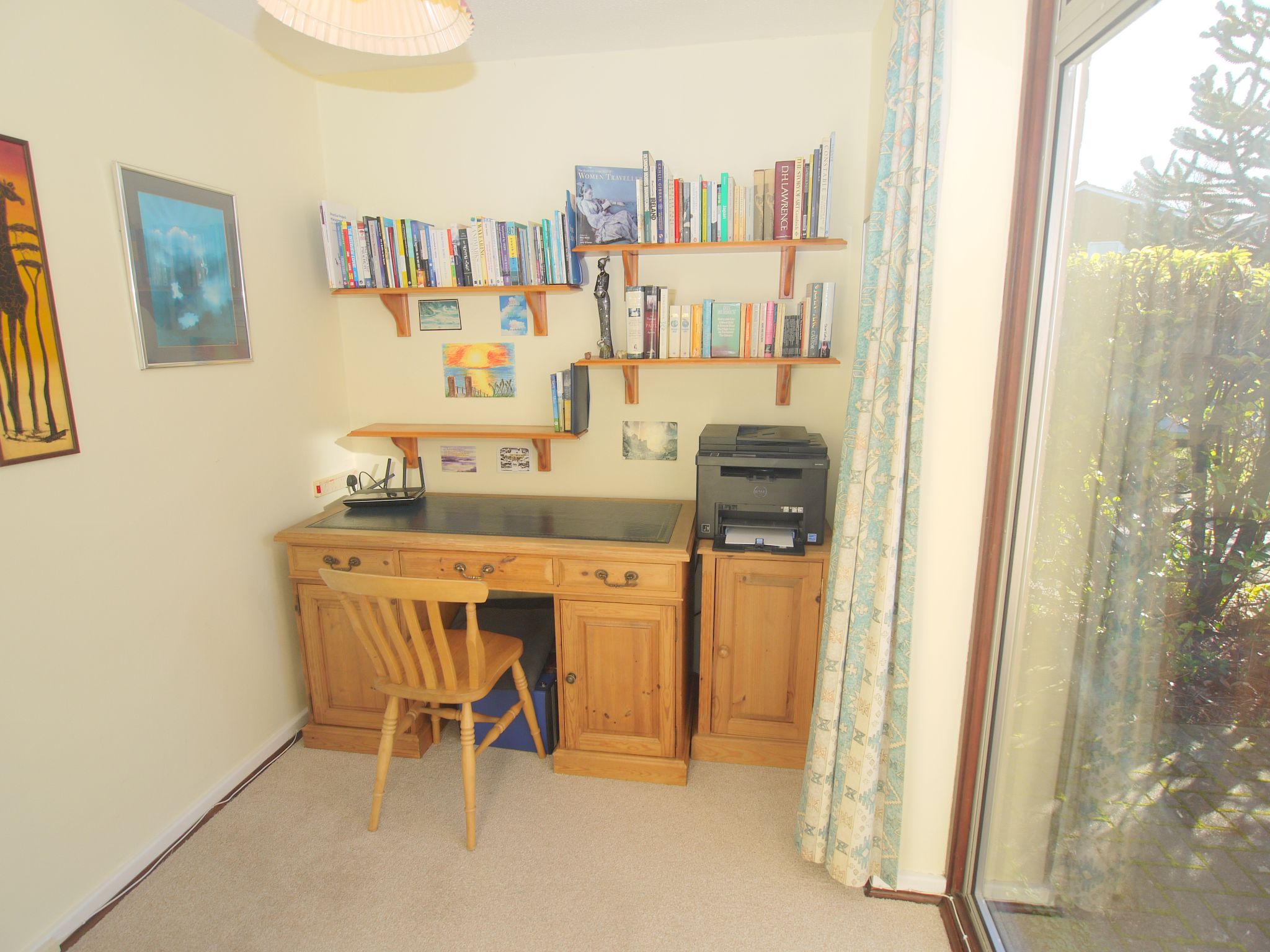4 bedroom detached house Sold in Sevenoaks - Photograph 11