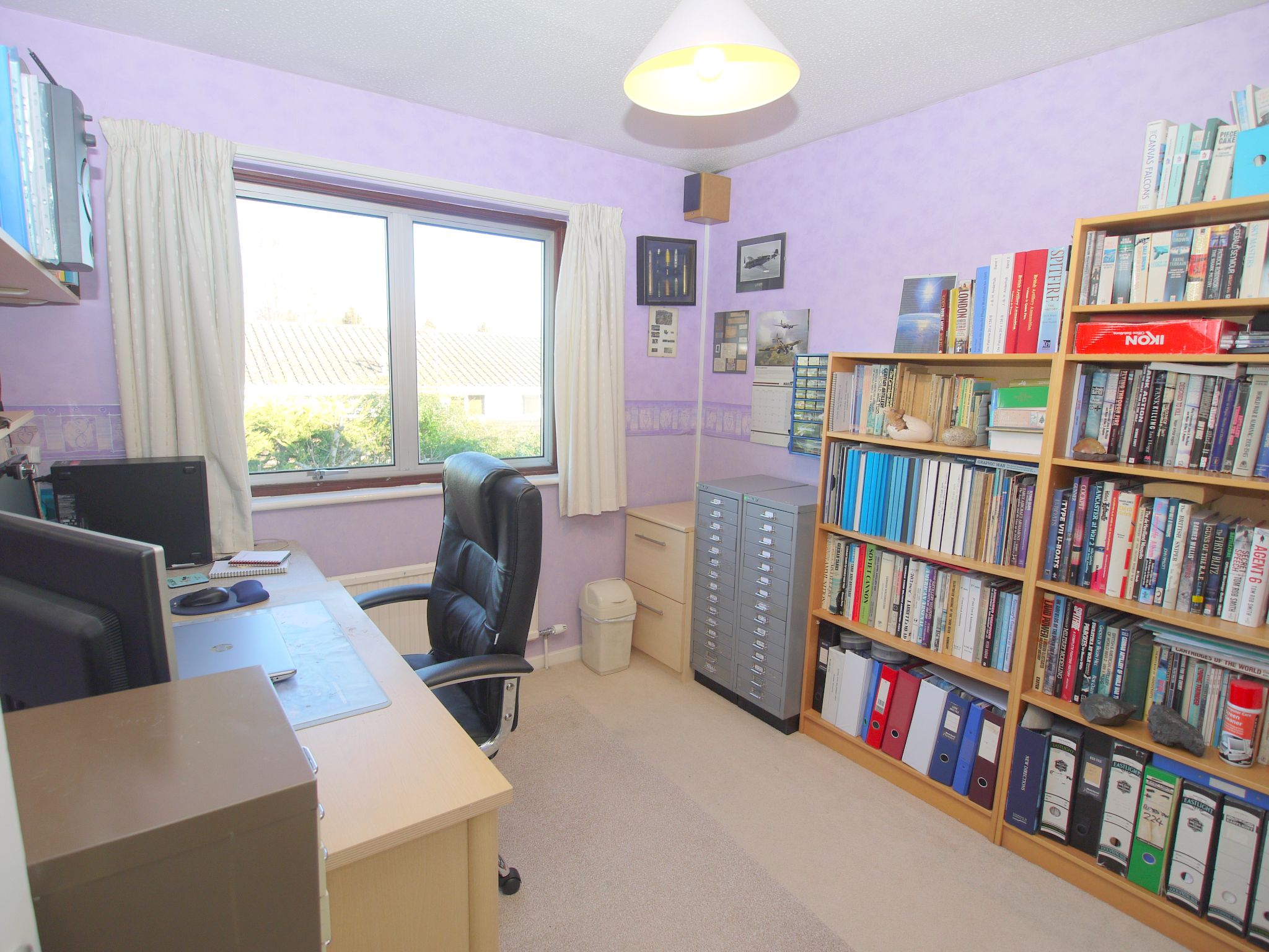 4 bedroom detached house Sold in Sevenoaks - Photograph 3