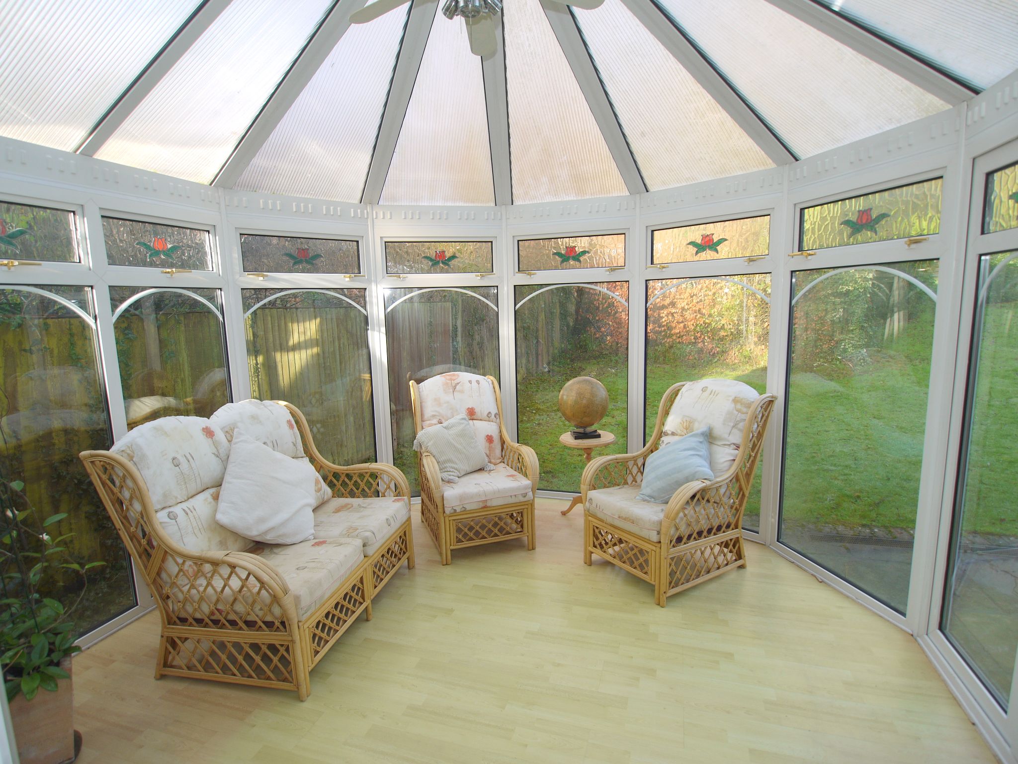 4 bedroom detached house Sold in Sevenoaks - Photograph 8