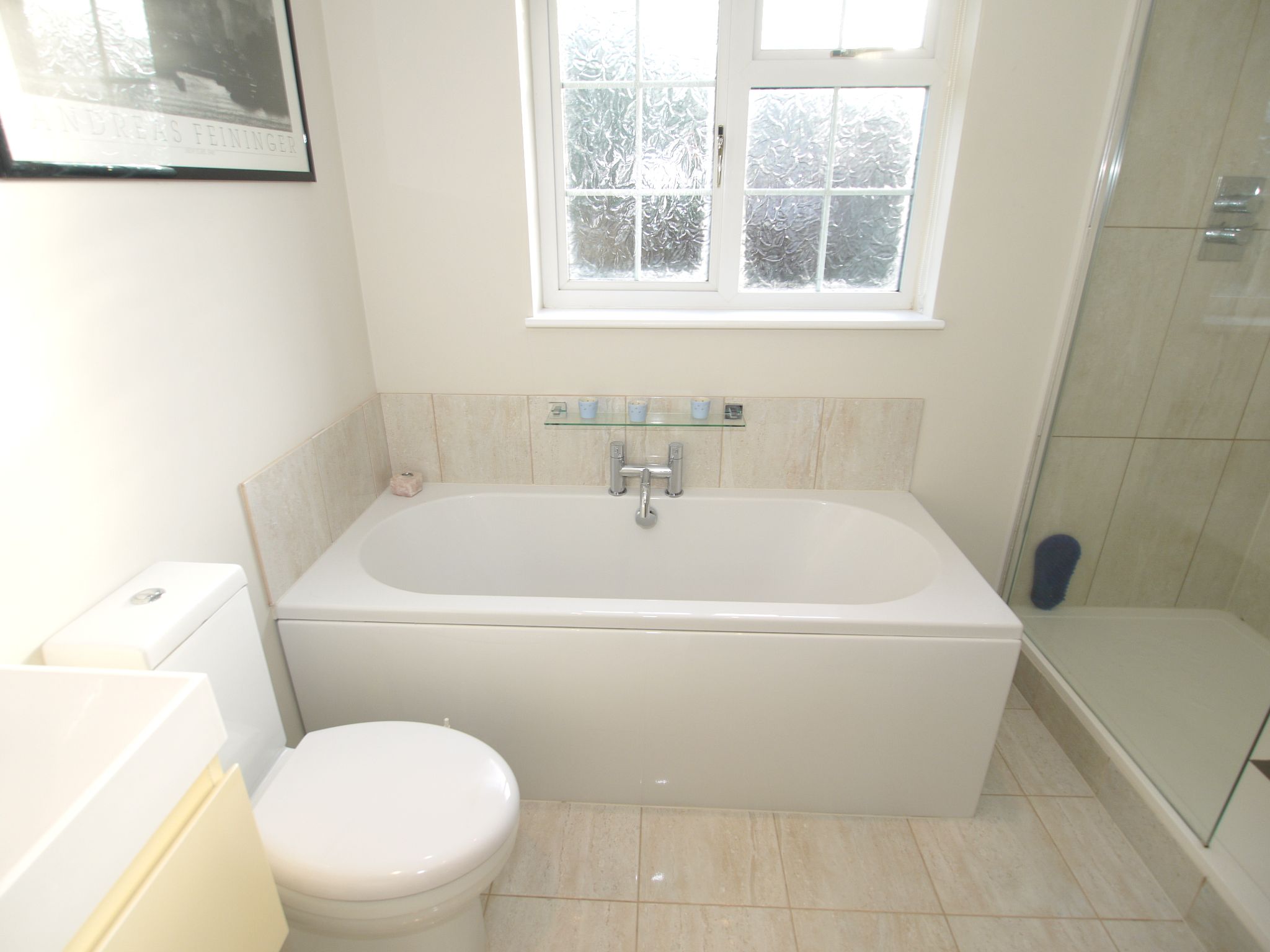 4 bedroom detached house Sold in Sevenoaks - Photograph 12