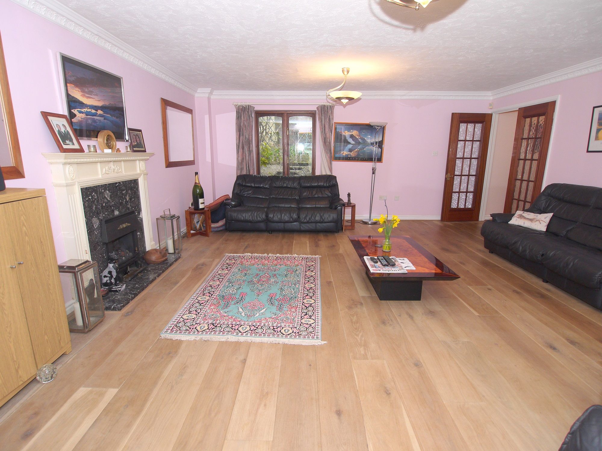 5 bedroom detached house Sold in Sevenoaks - Photograph 5