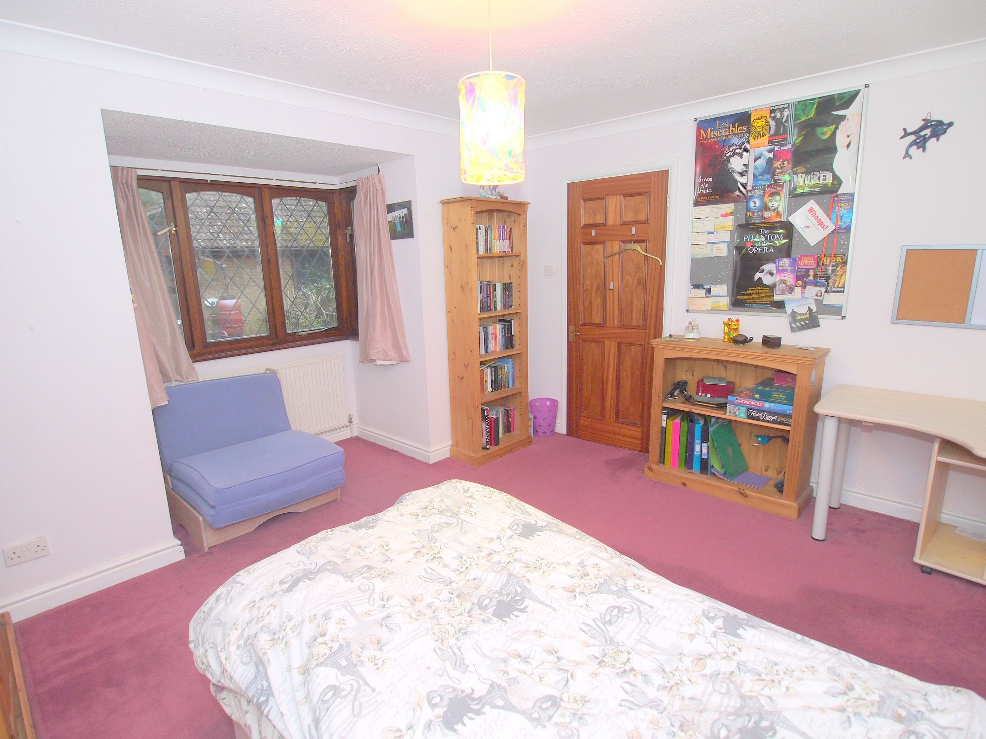 5 bedroom detached house Sold in Sevenoaks - Photograph 2