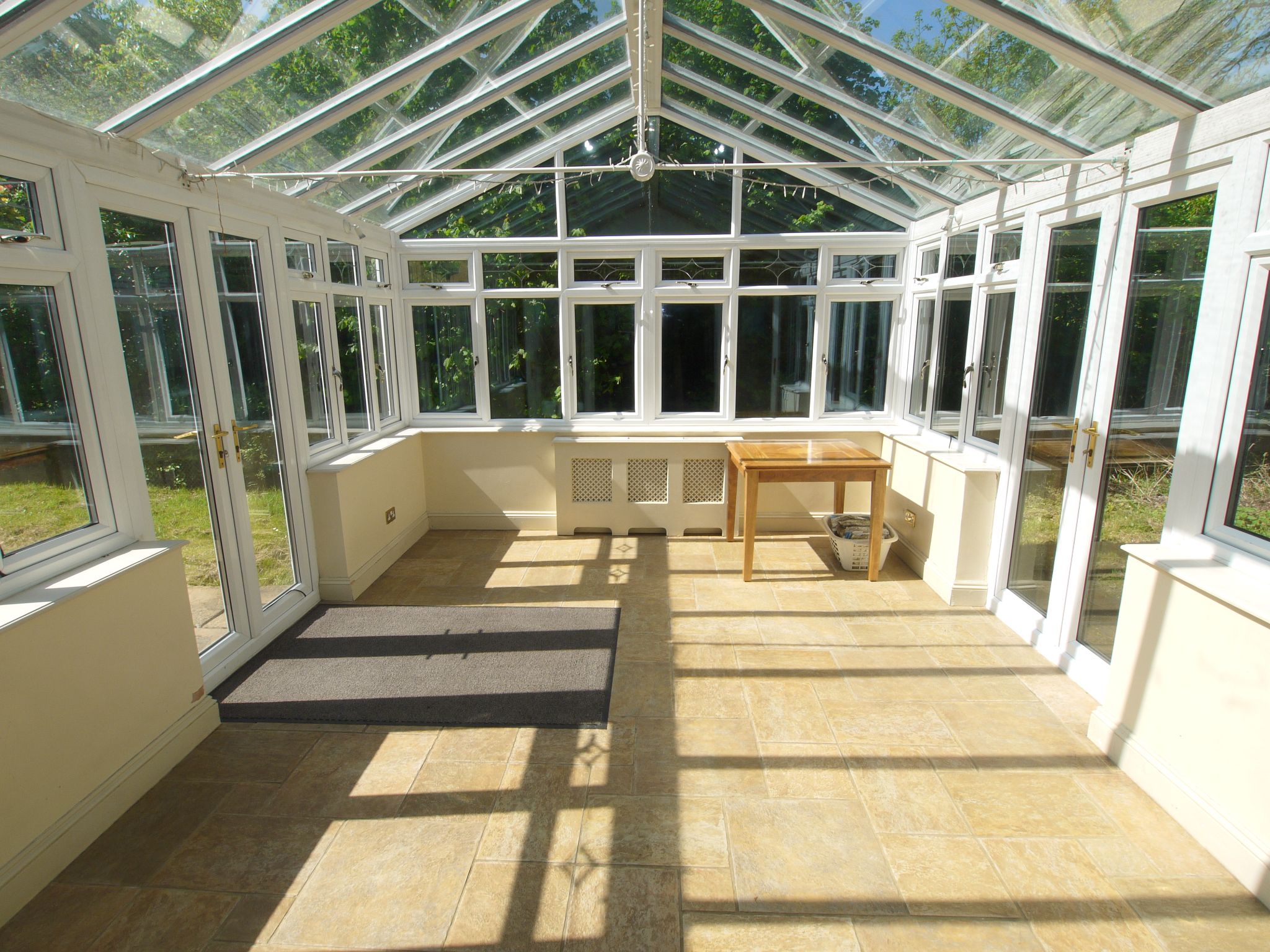 5 bedroom detached house Sold in Sevenoaks - Photograph 4