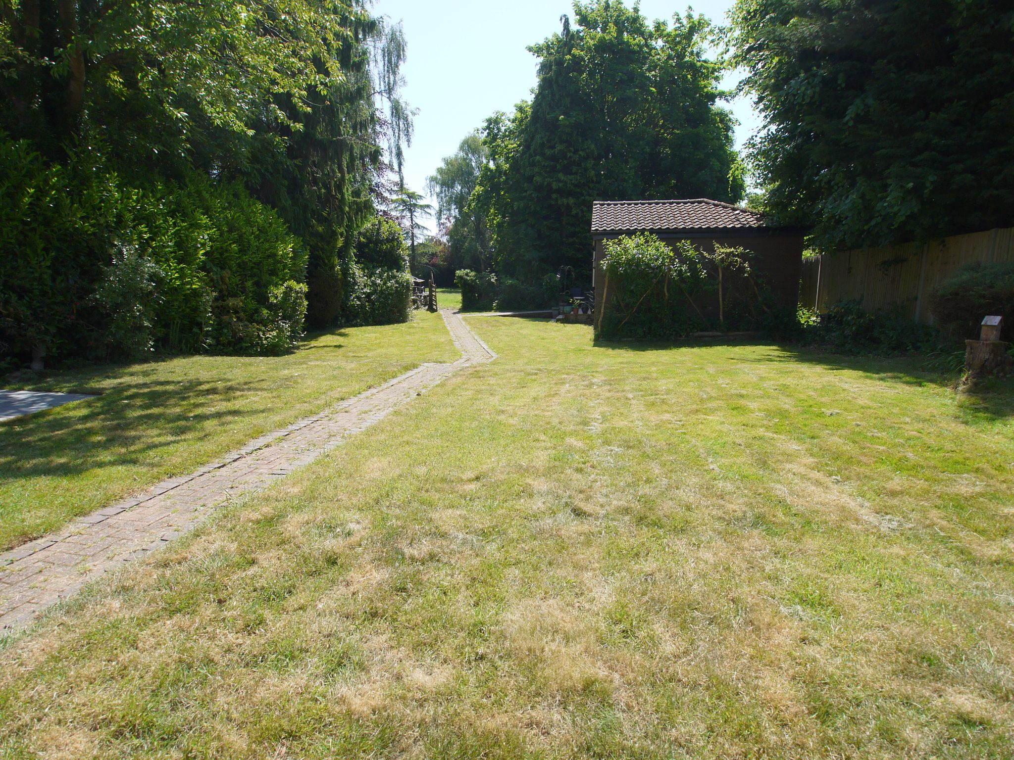 5 bedroom semi-detached house For Sale in Sevenoaks - Photograph 13