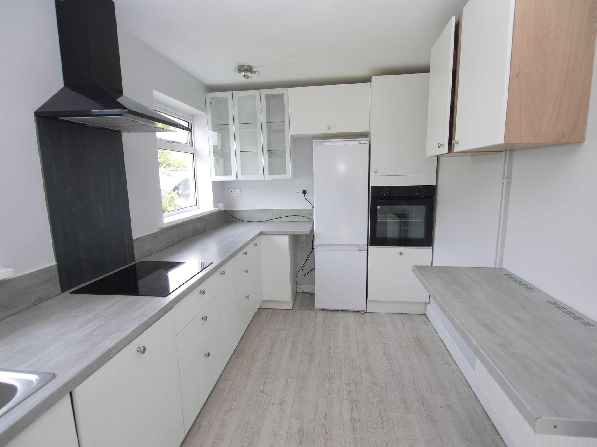 3 bedroom semi-detached house For Sale in Sevenoaks - Property photograph