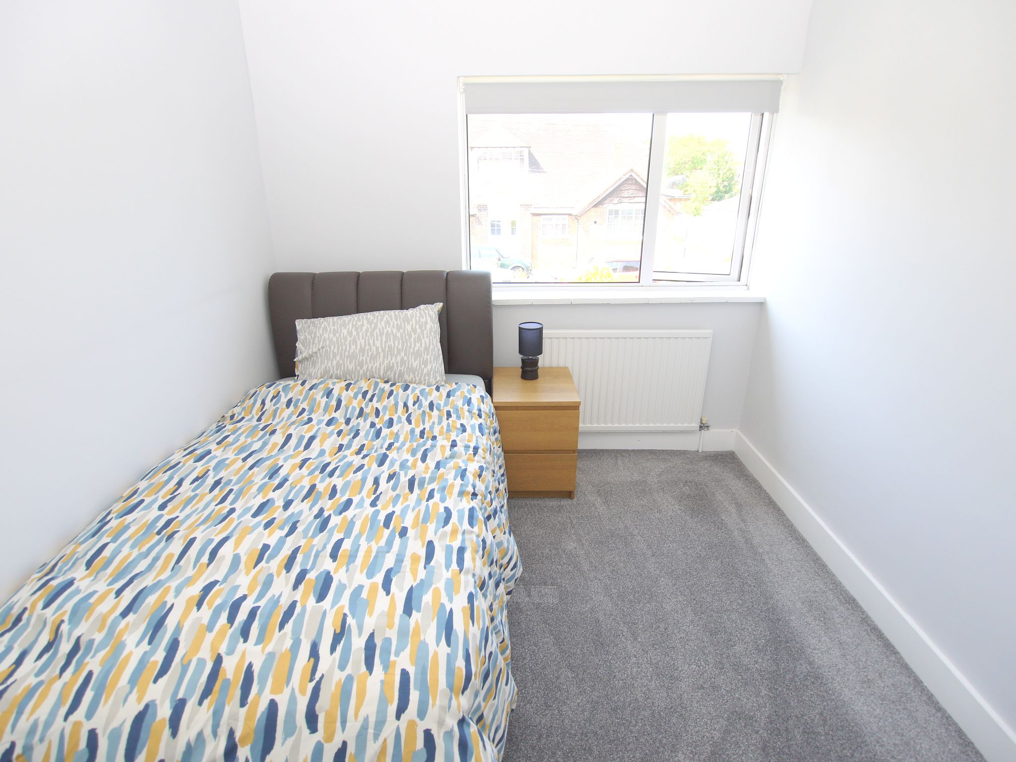 3 bedroom semi-detached house For Sale in Sevenoaks - Photograph 6