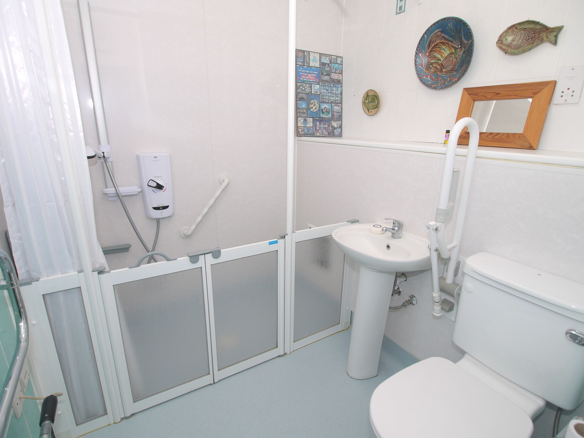 1 bedroom apartment Sold in Sevenoaks - Photograph 1