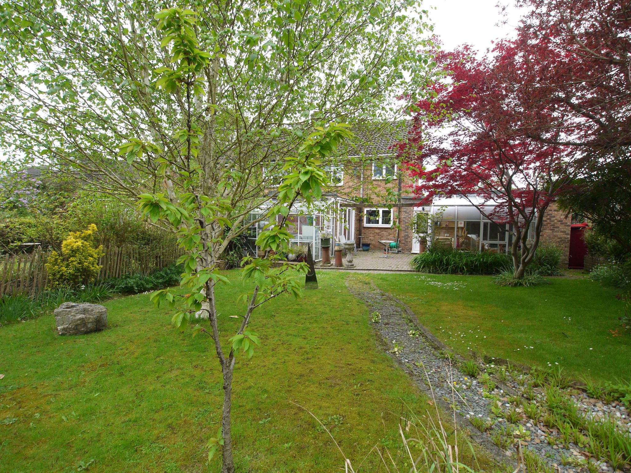 4 bedroom semi-detached house Sold in Sevenoaks - Photograph 8