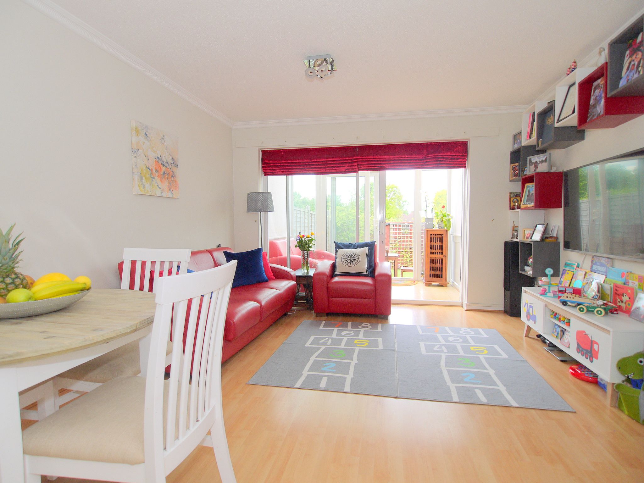 2 bedroom semi-detached house Sold in Sevenoaks - Photograph 2