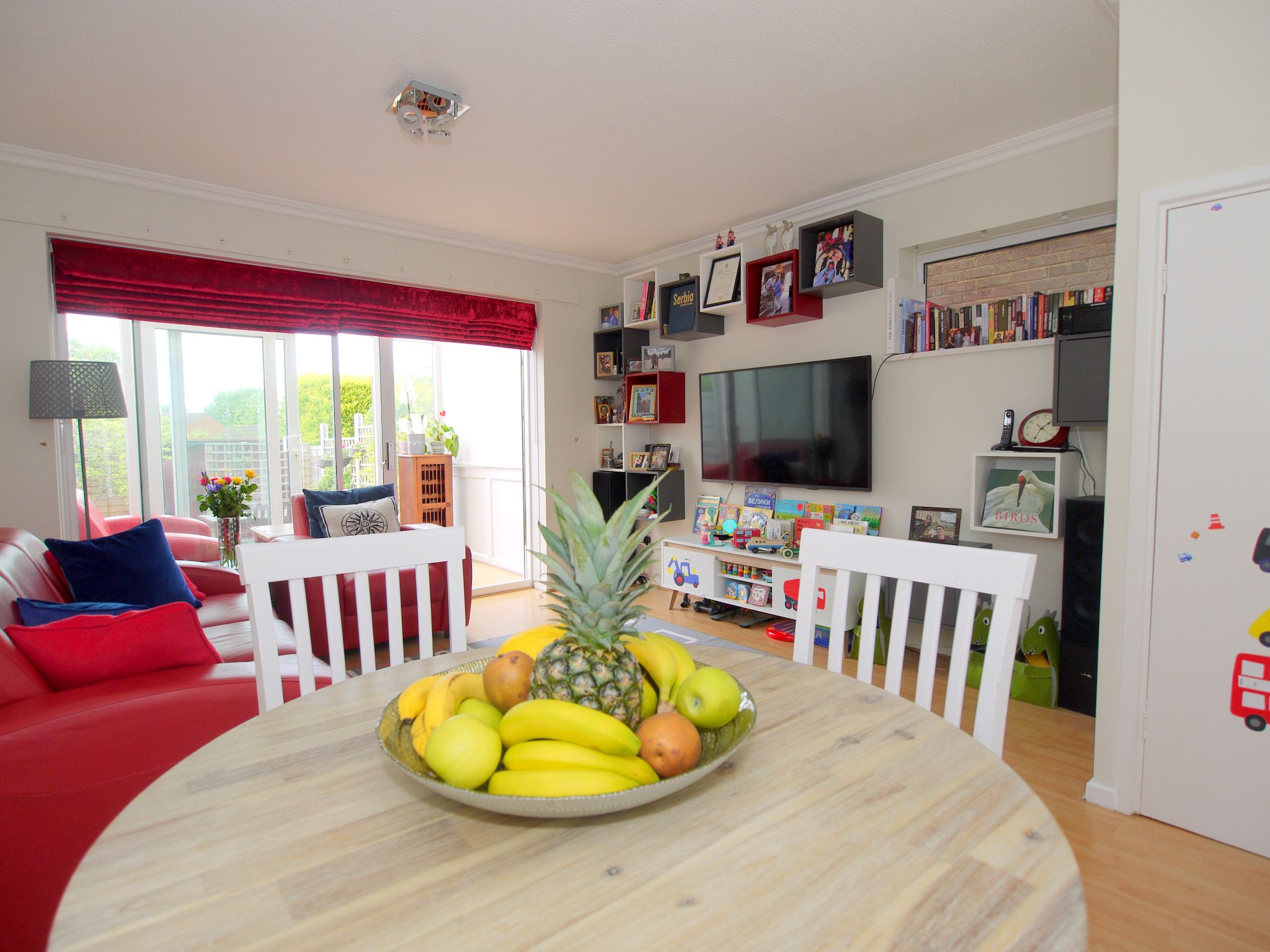2 bedroom semi-detached house Sold in Sevenoaks - Photograph 6