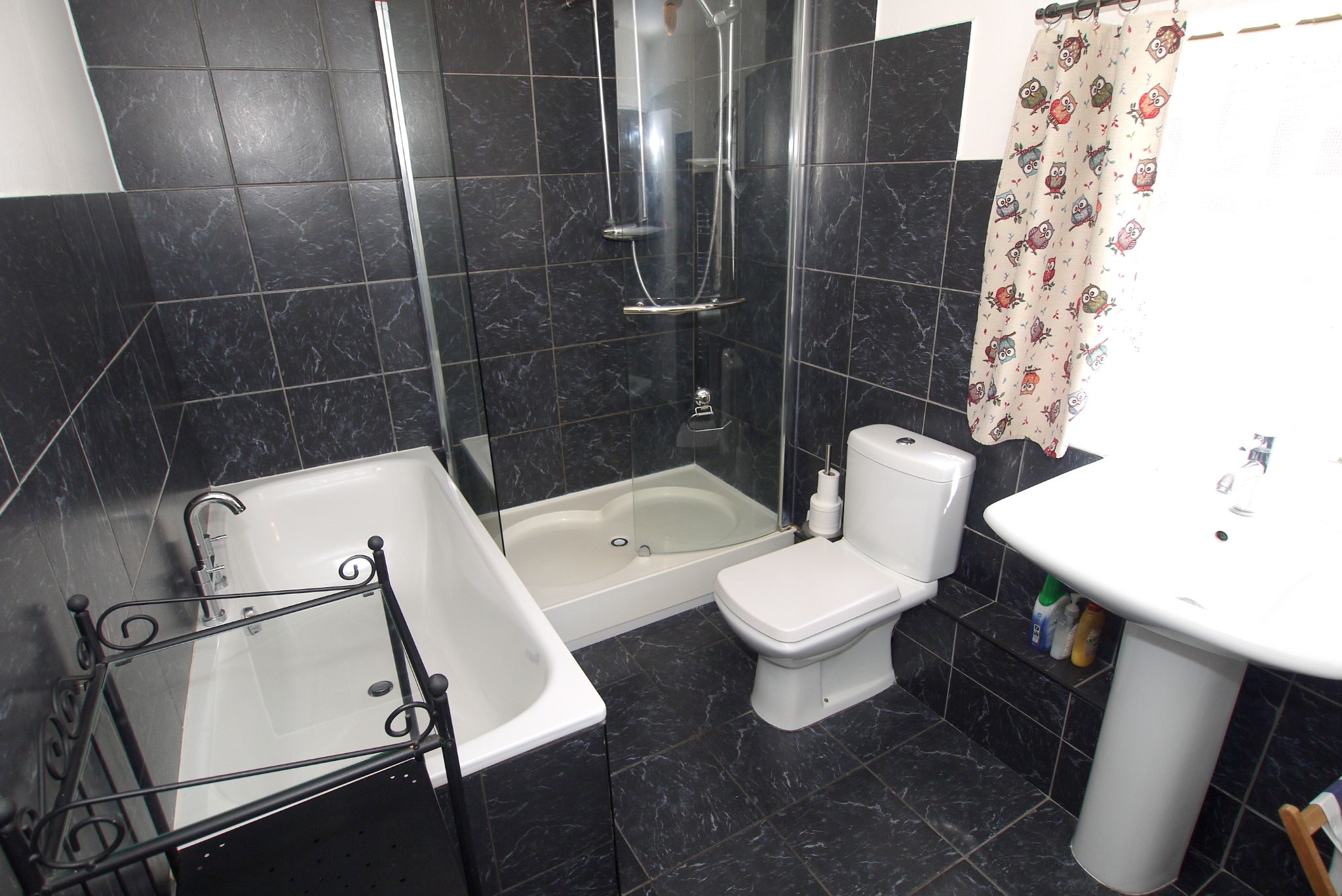 1 bedroom mid terraced house Sold in Sevenoaks - Photograph 7