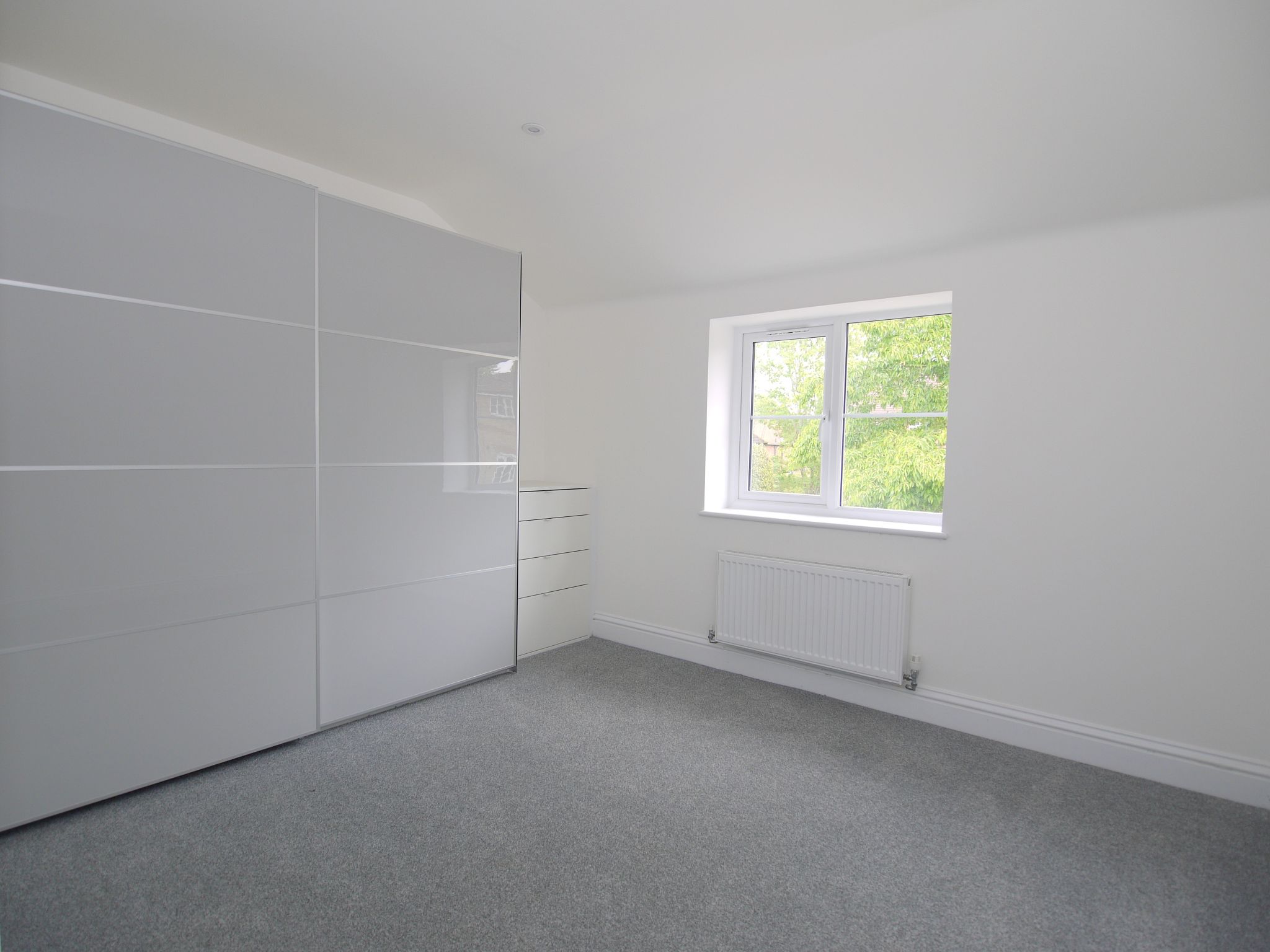 3 bedroom semi-detached house For Sale in Sevenoaks - Photograph 9