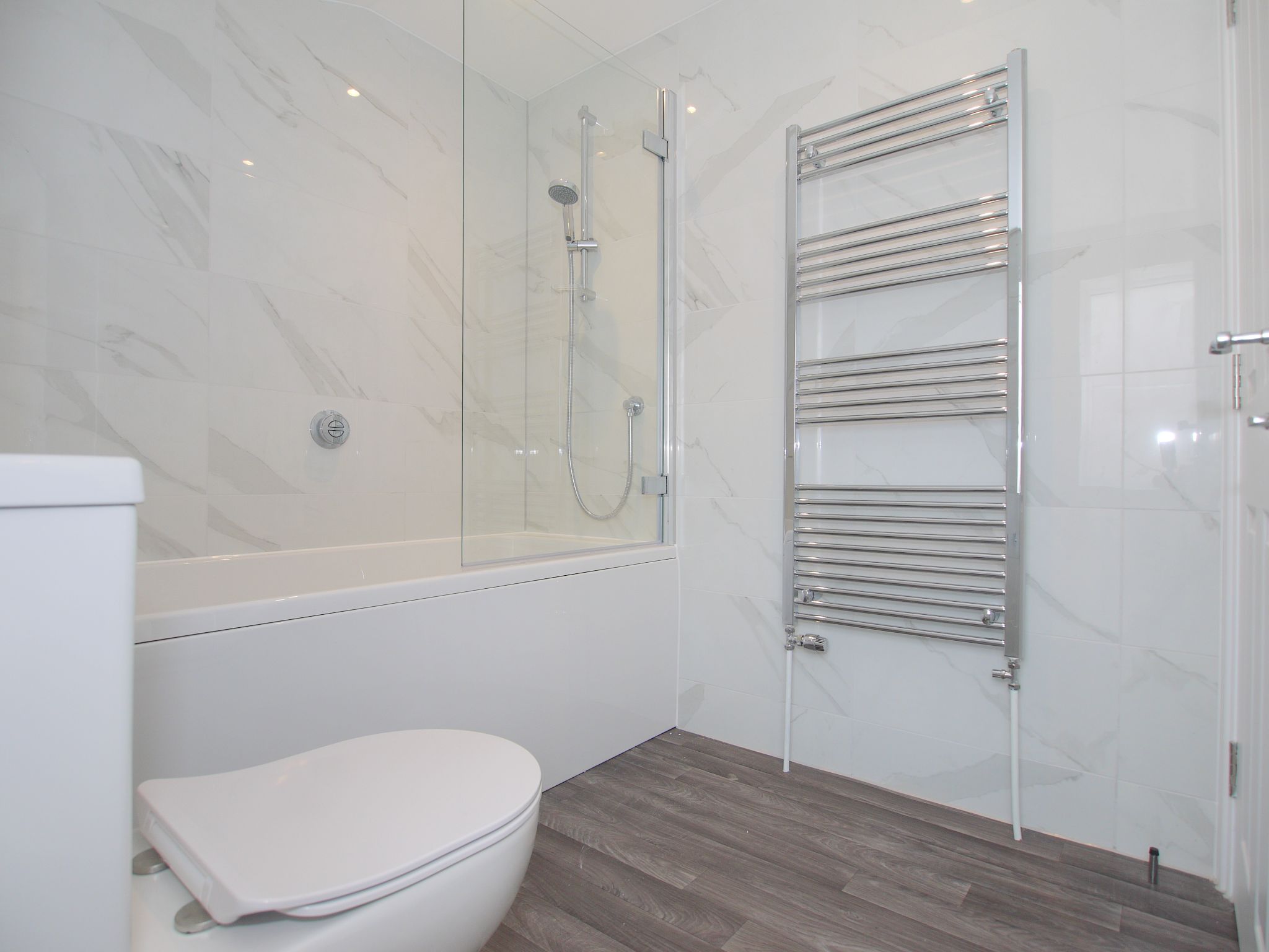 3 bedroom semi-detached house For Sale in Sevenoaks - Photograph 7